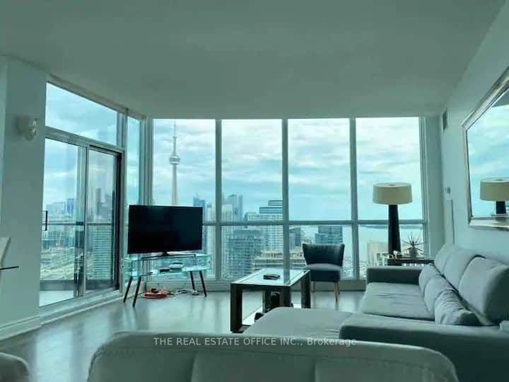 219 Fort York Boulevard PH02, Toronto C01, ON M5V 1B1