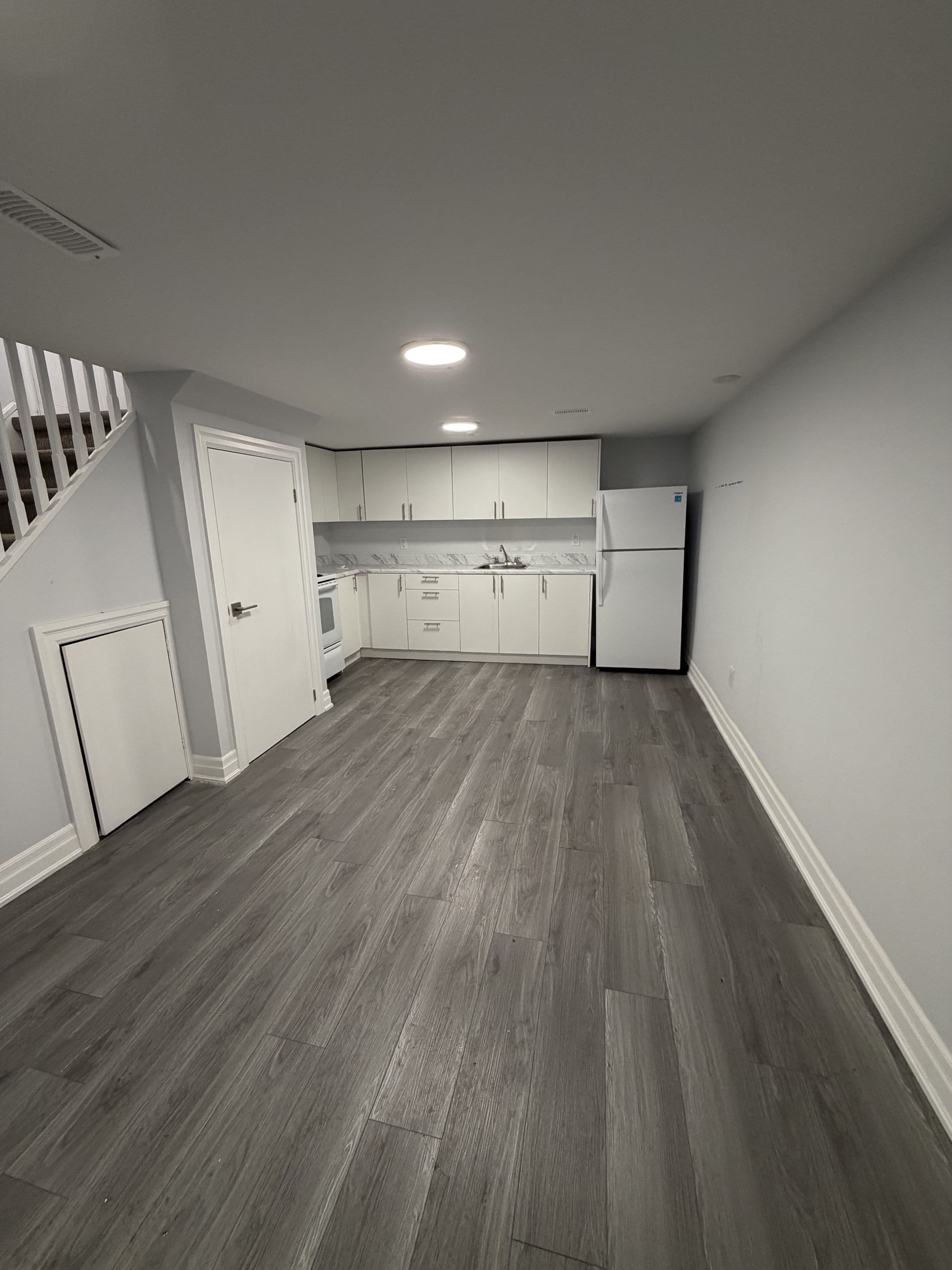 46 Dell Park Avenue 1, Toronto C04, ON M6B 2T6