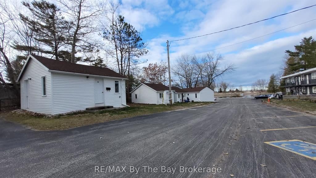 280 RIVER Road E D04, Wasaga Beach, ON L9Z 2L7