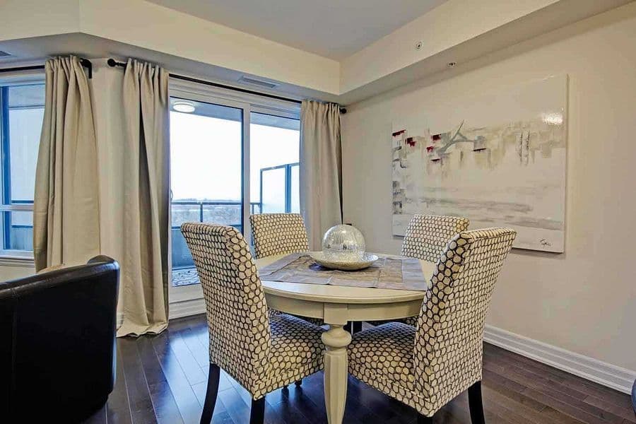 9225 Jane Street 607, Vaughan, ON L6A 0K1