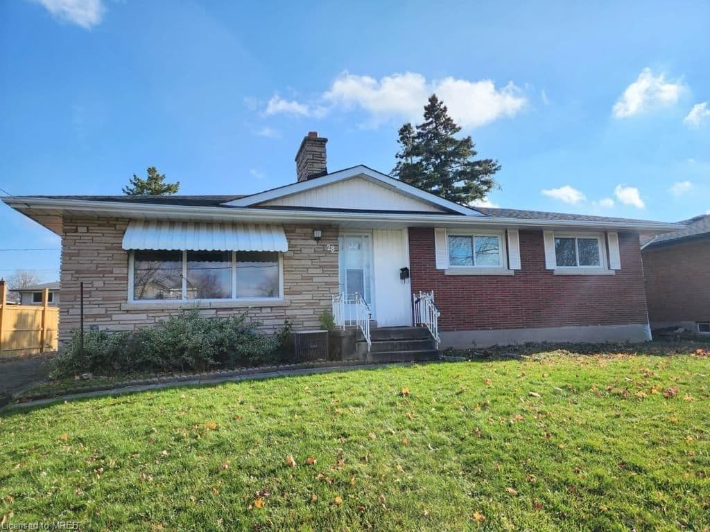 28 MARMAC Drive, St. Catharines, ON L2T 2X3