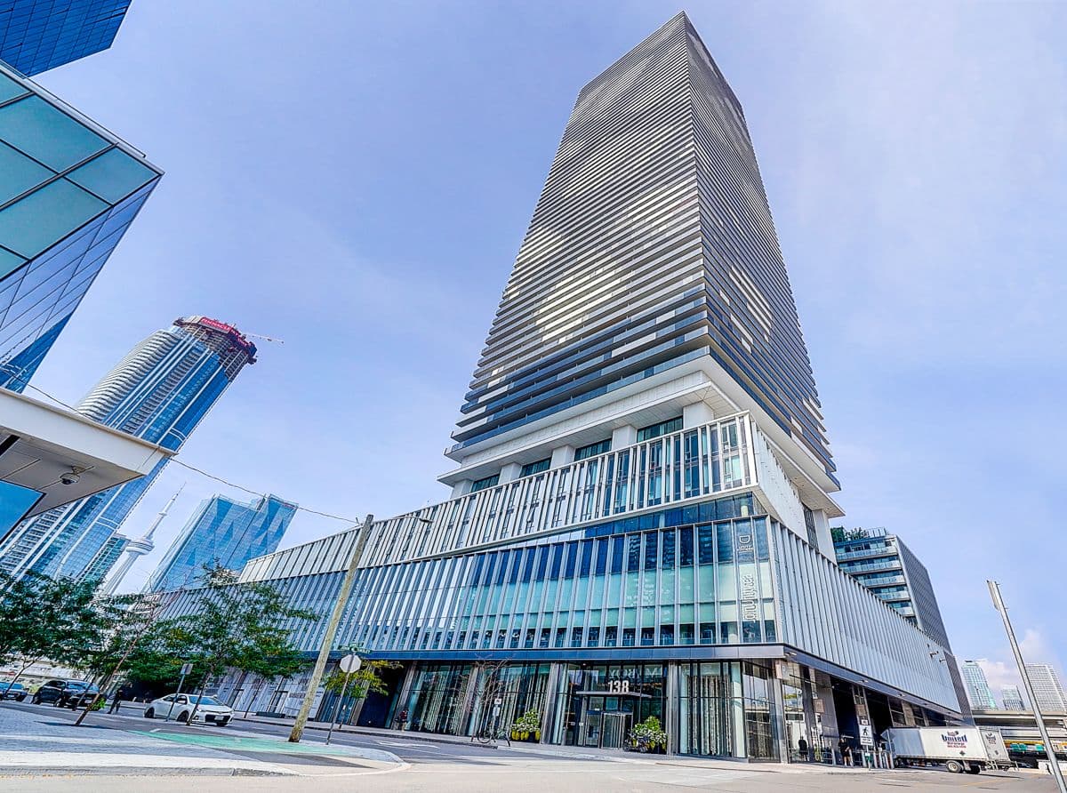 138 Downes Street 5103, Toronto C08, ON M5E 0E4