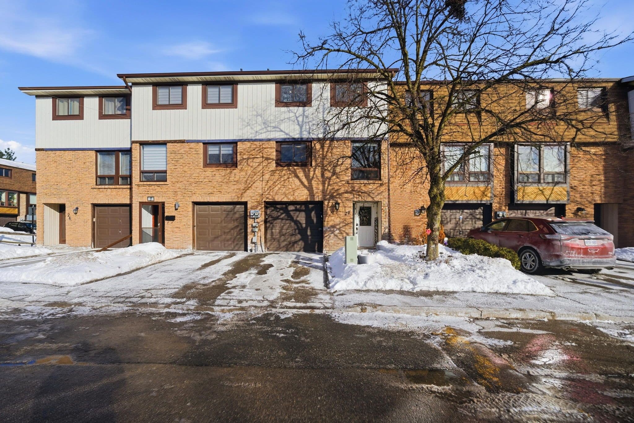 220 Ormond Drive W28, Oshawa, ON L1G 6T5