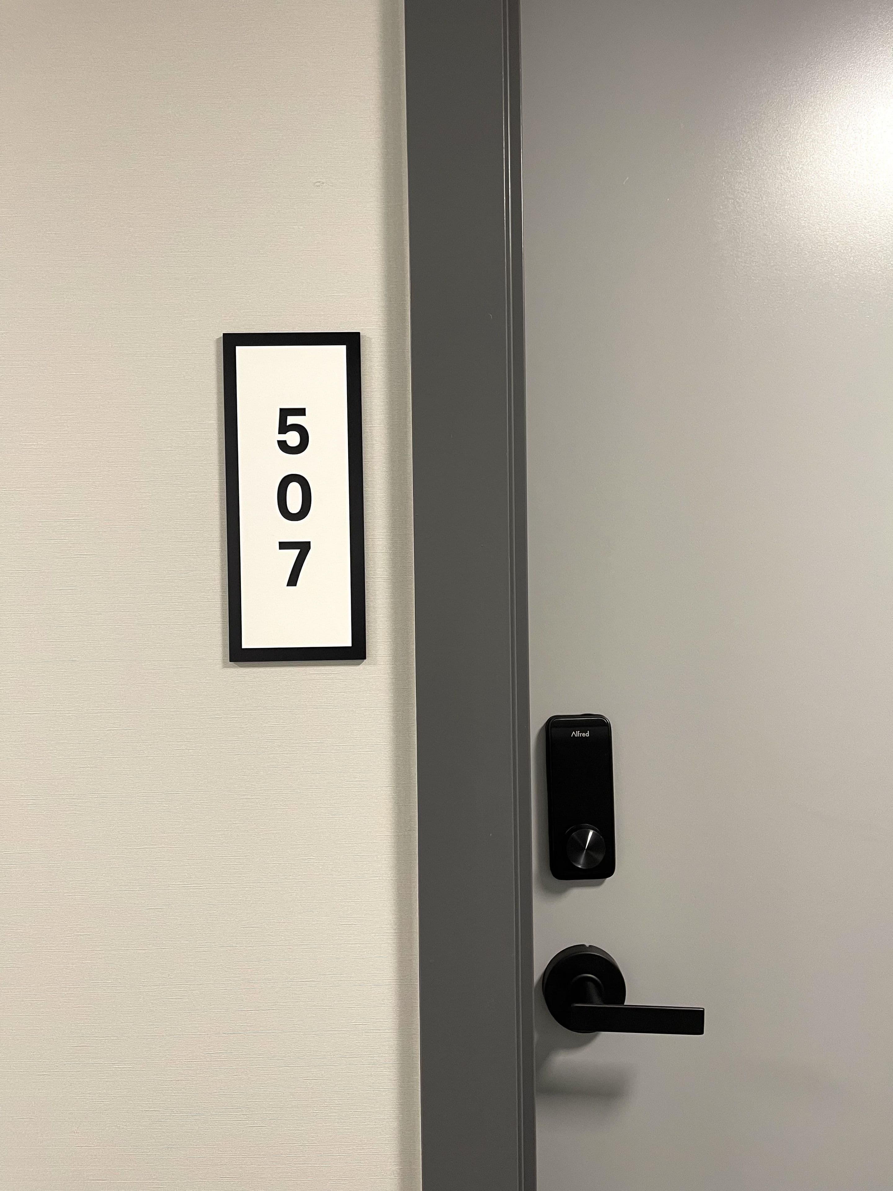 758 Dovercourt Road 507, Toronto W02, ON M6H 2X2