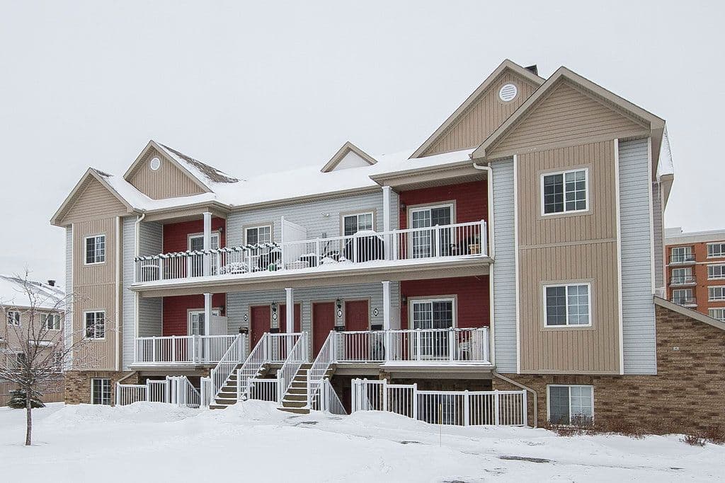 101 Artesa Private G, Kanata, ON K2S 0J8