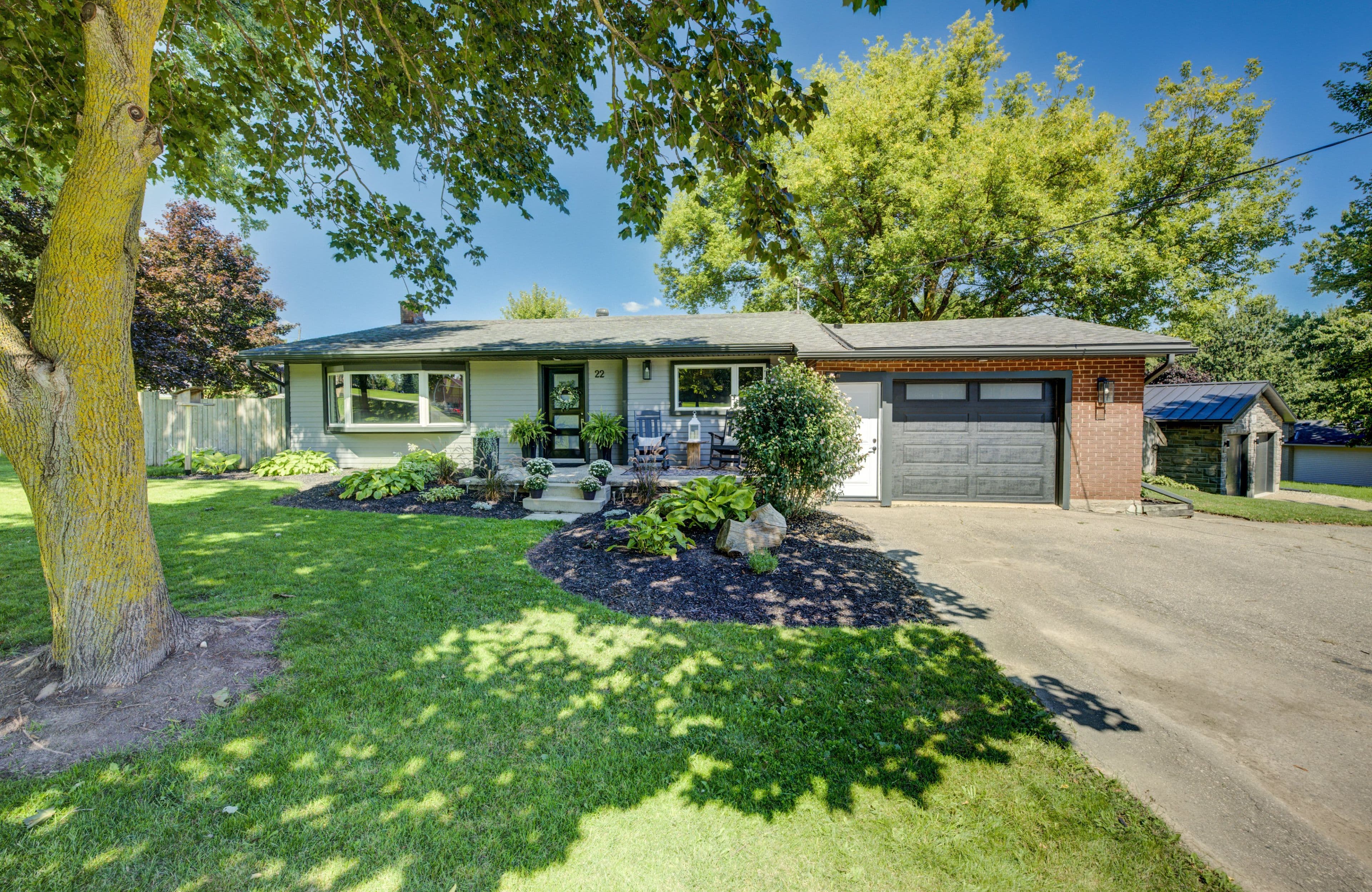 22 Smith Drive, Mapleton, ON N0G 1P0