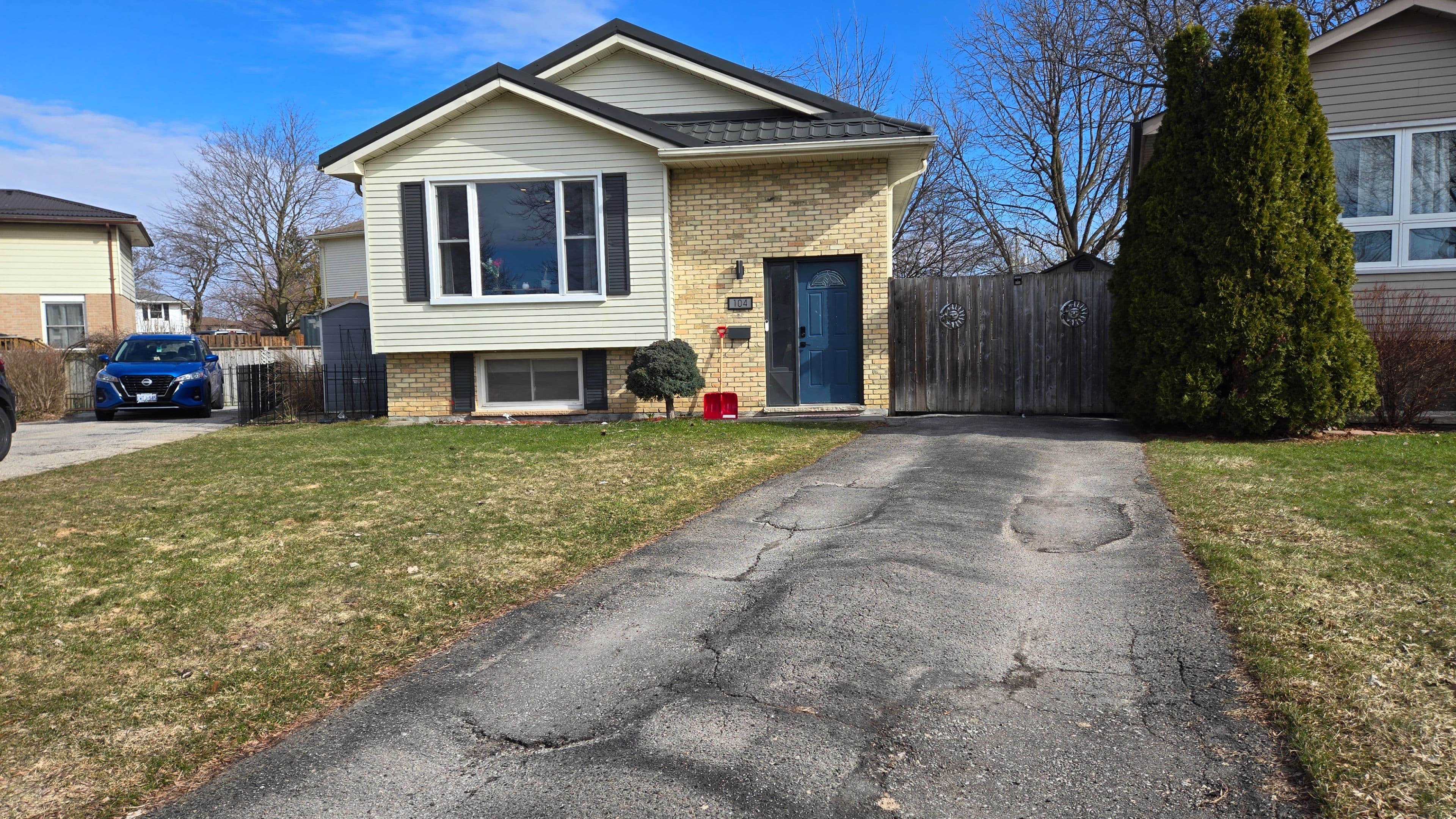 104 Speight Crescent, London East, ON N5V 3W8