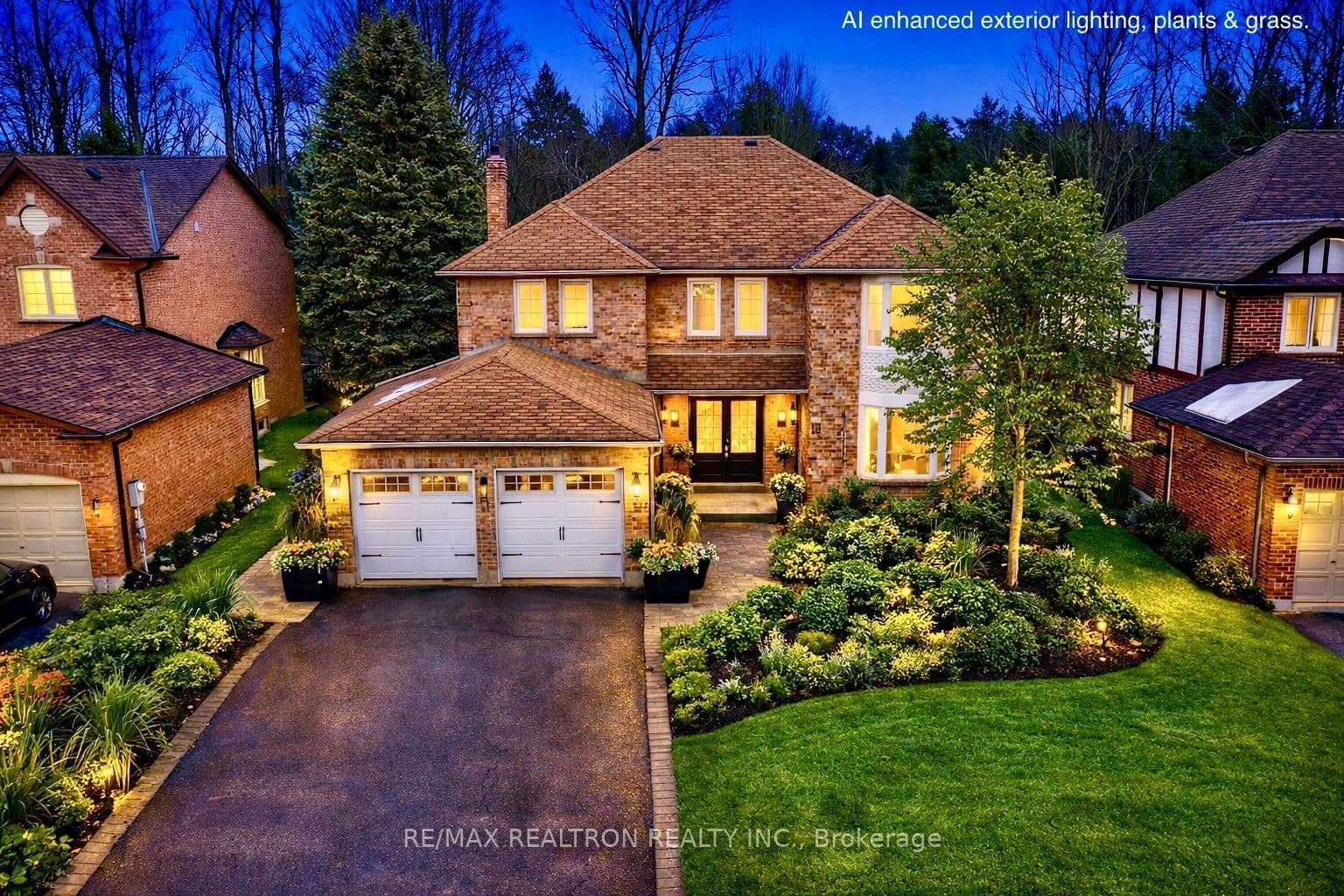 10 Mcclenny Drive, Aurora, ON L4G 5P9