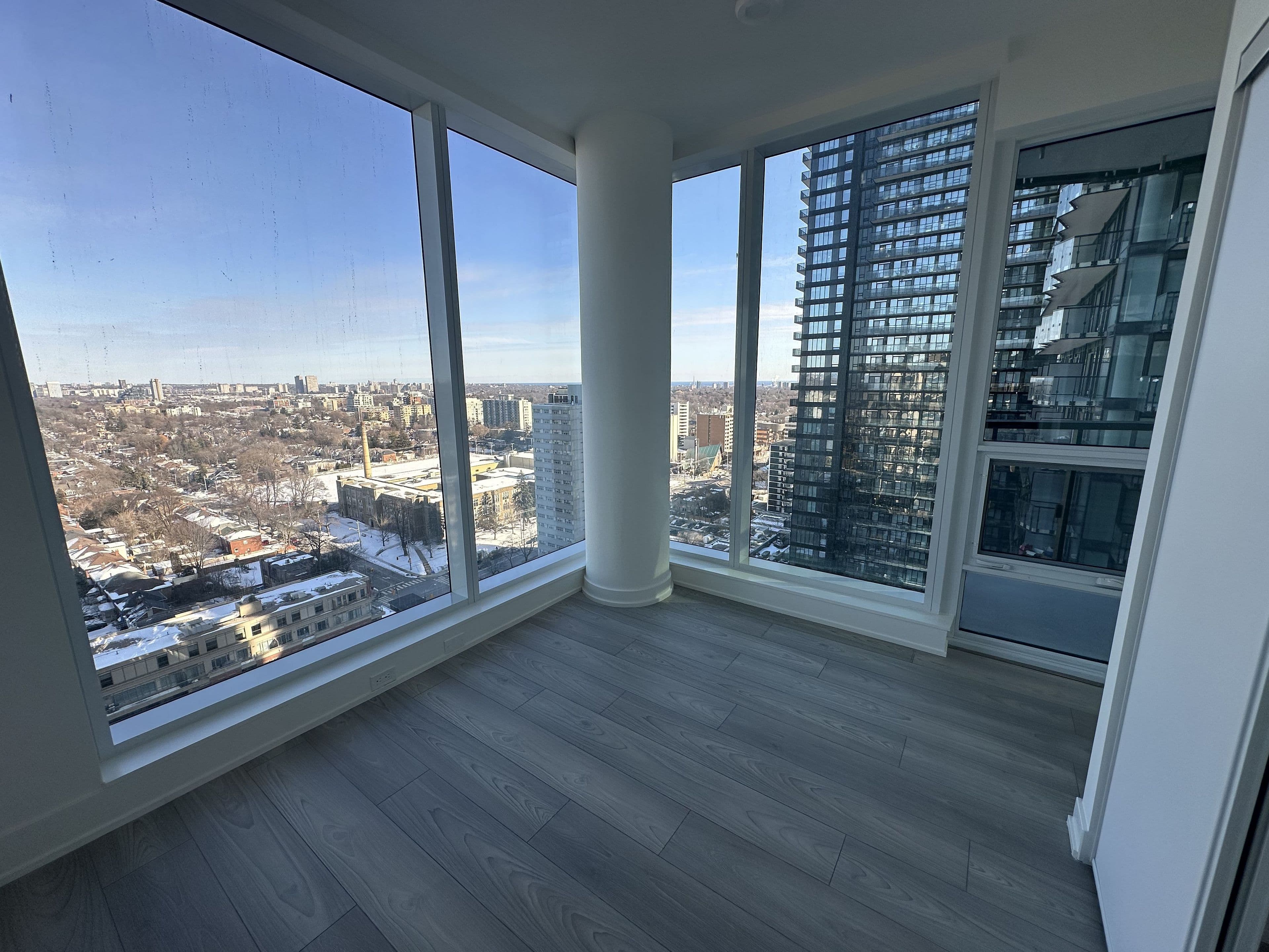 120 Broadway Avenue 1805, Toronto C10, ON M4P 1V6