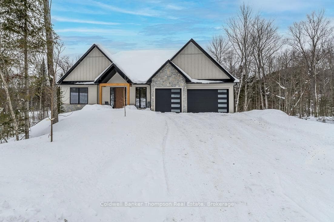 11 Glen Eagle Court, Huntsville, ON P1H 1B1