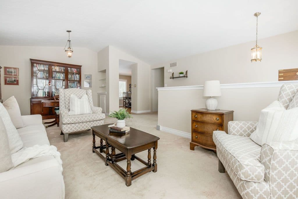 40 Fairway Crescent, Wasaga Beach, ON L9Z 1B8