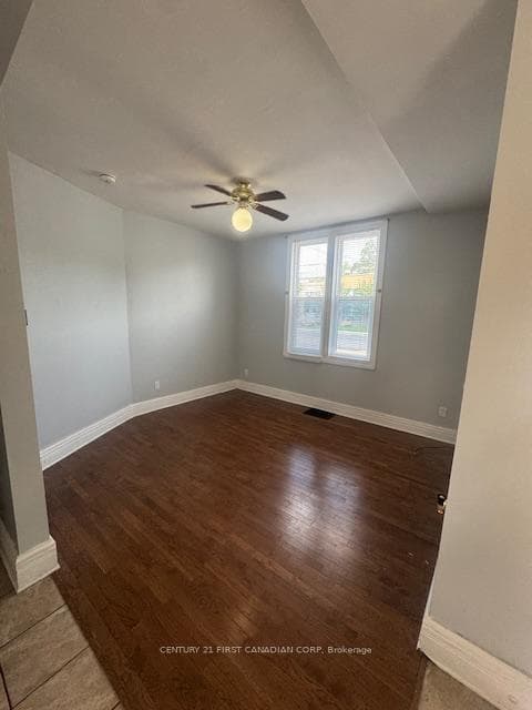 28 Oxford Street W, London North, ON N6H 1R3