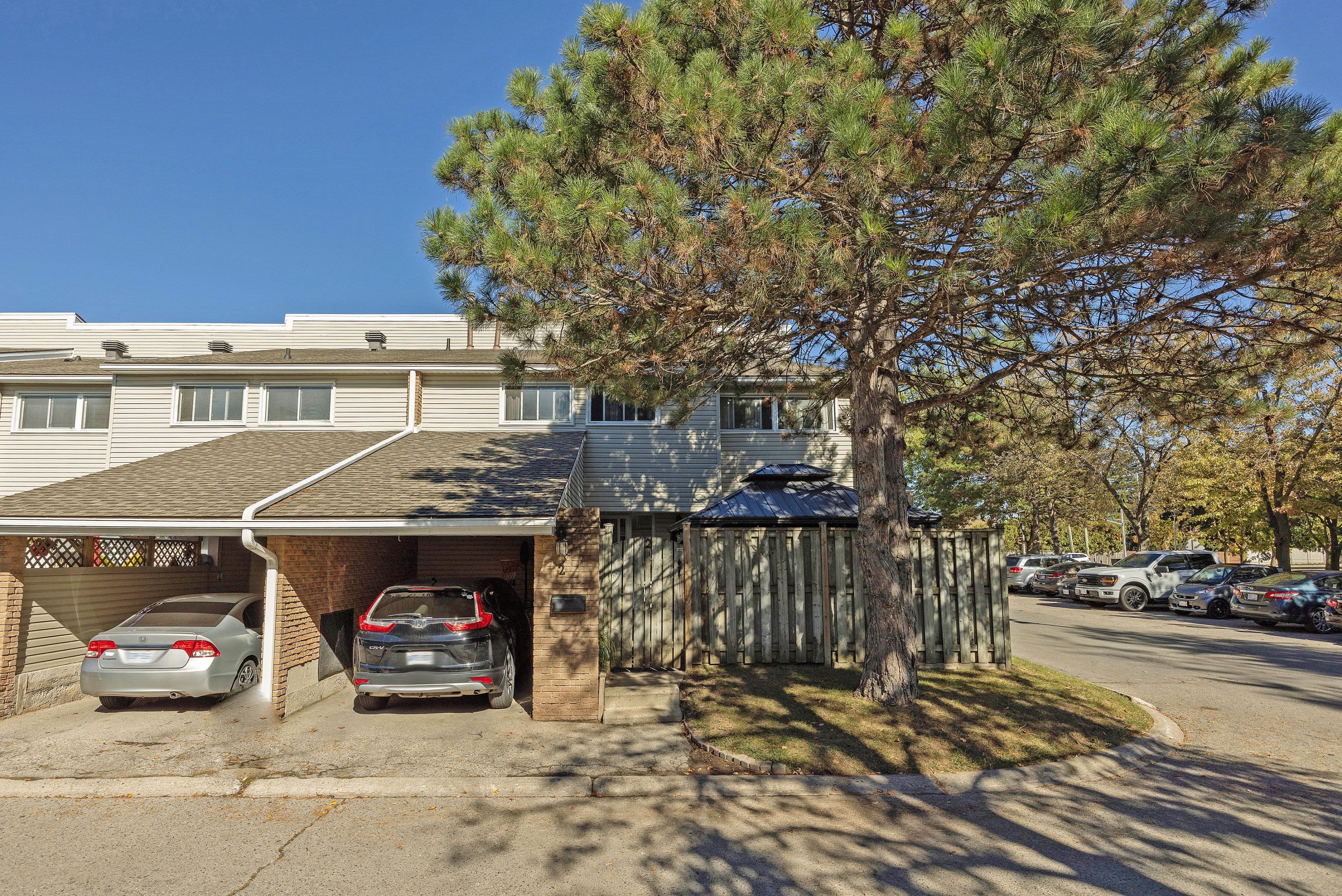 590 MILLBANK Drive 2, London South, ON N6E 2H2