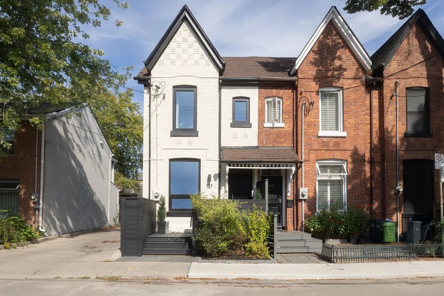 137 Munro Street, Toronto E01, ON M4M 2B8
