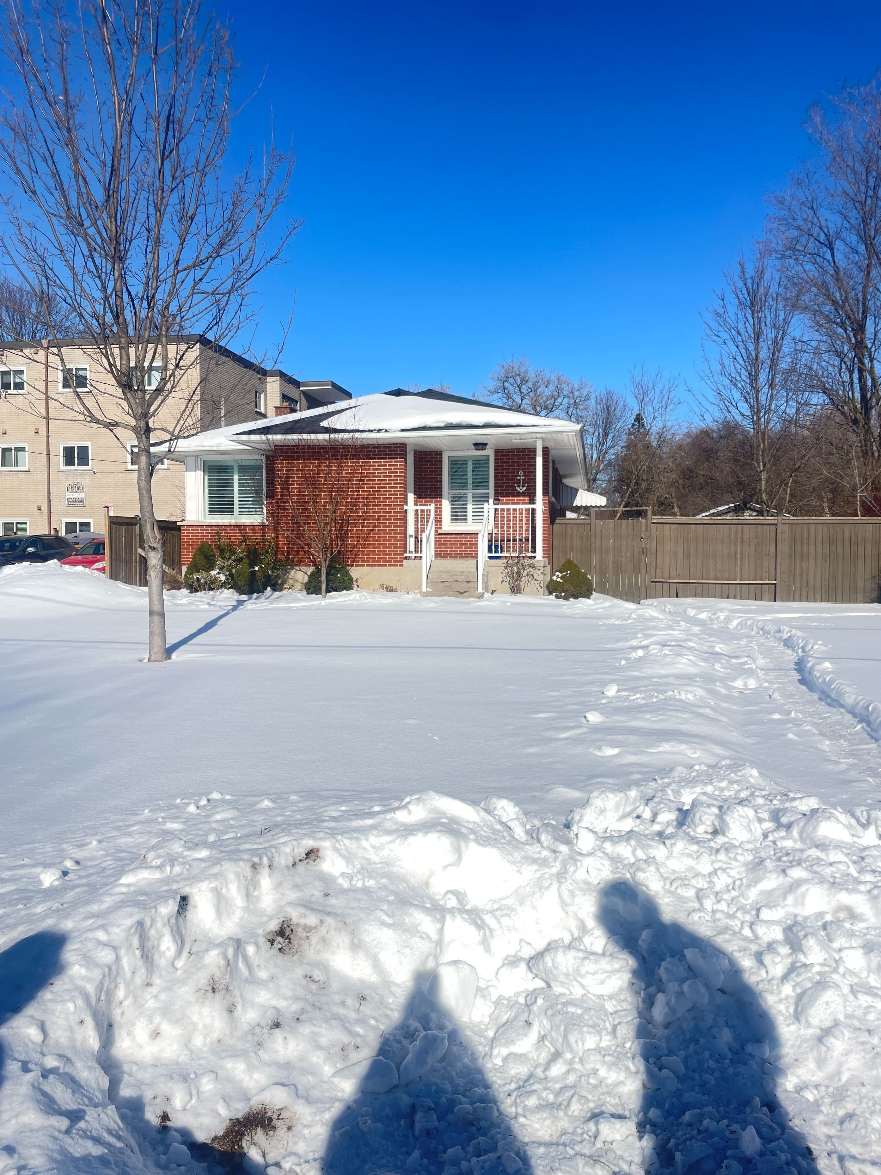 110 Front Street E, Whitby, ON L1N 1A1