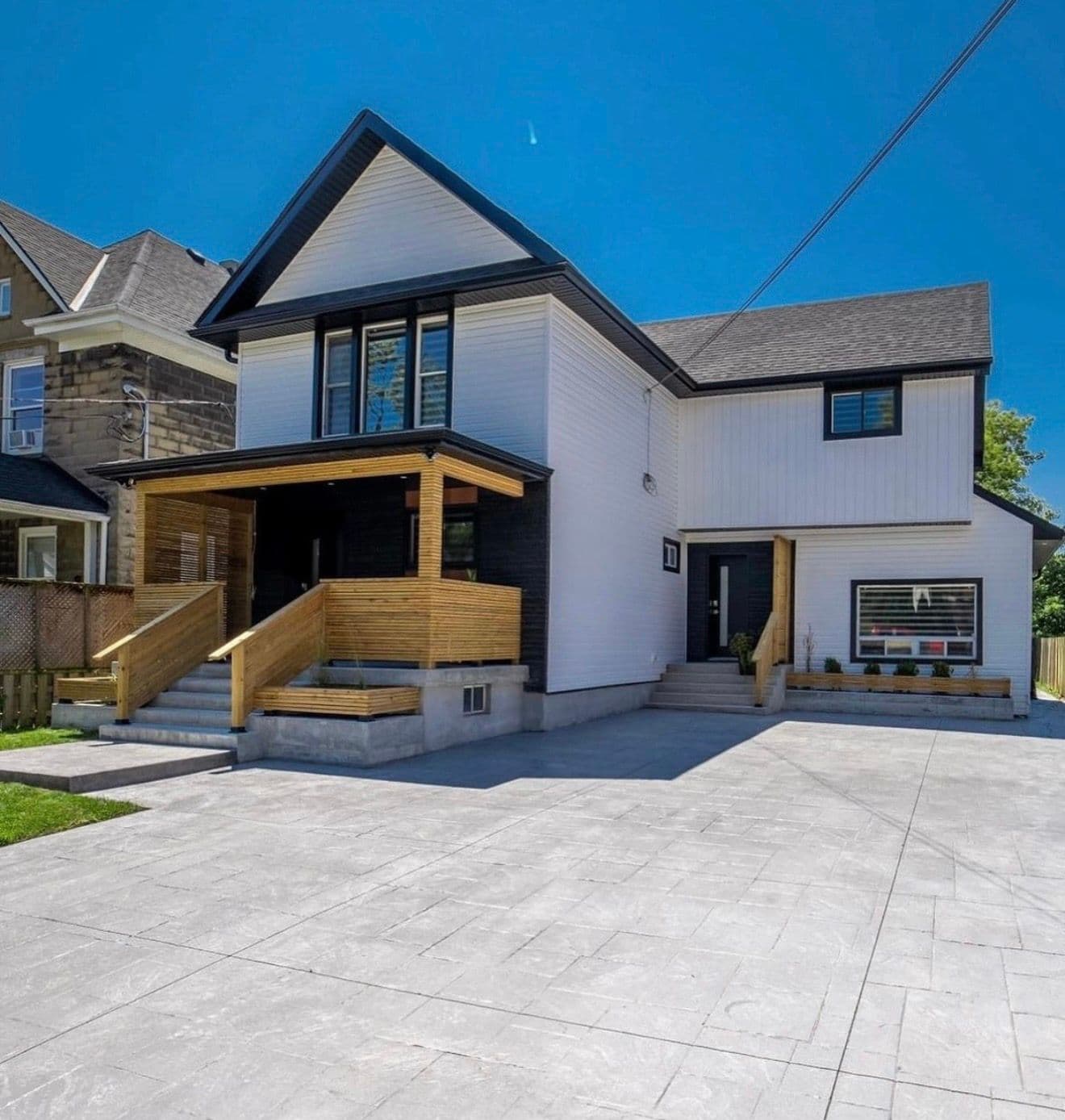 4985 Crysler Avenue 2, Niagara Falls, ON L2E 3W6