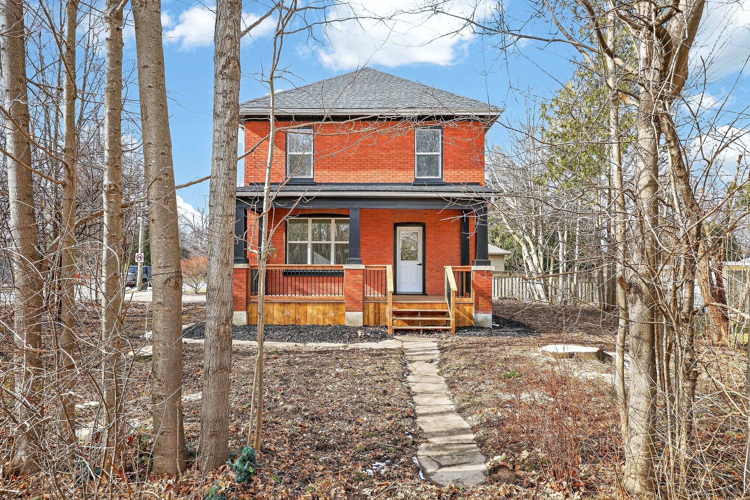 394 Wellington Street, Ingersoll, ON N5C 1T6