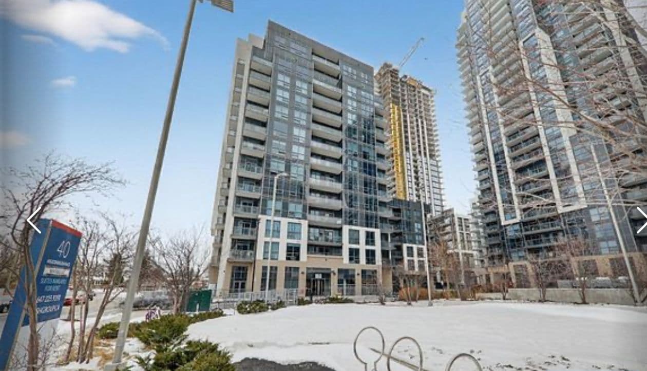 10 Meadowglen Place 1204, Toronto E09, ON M1G 0A8
