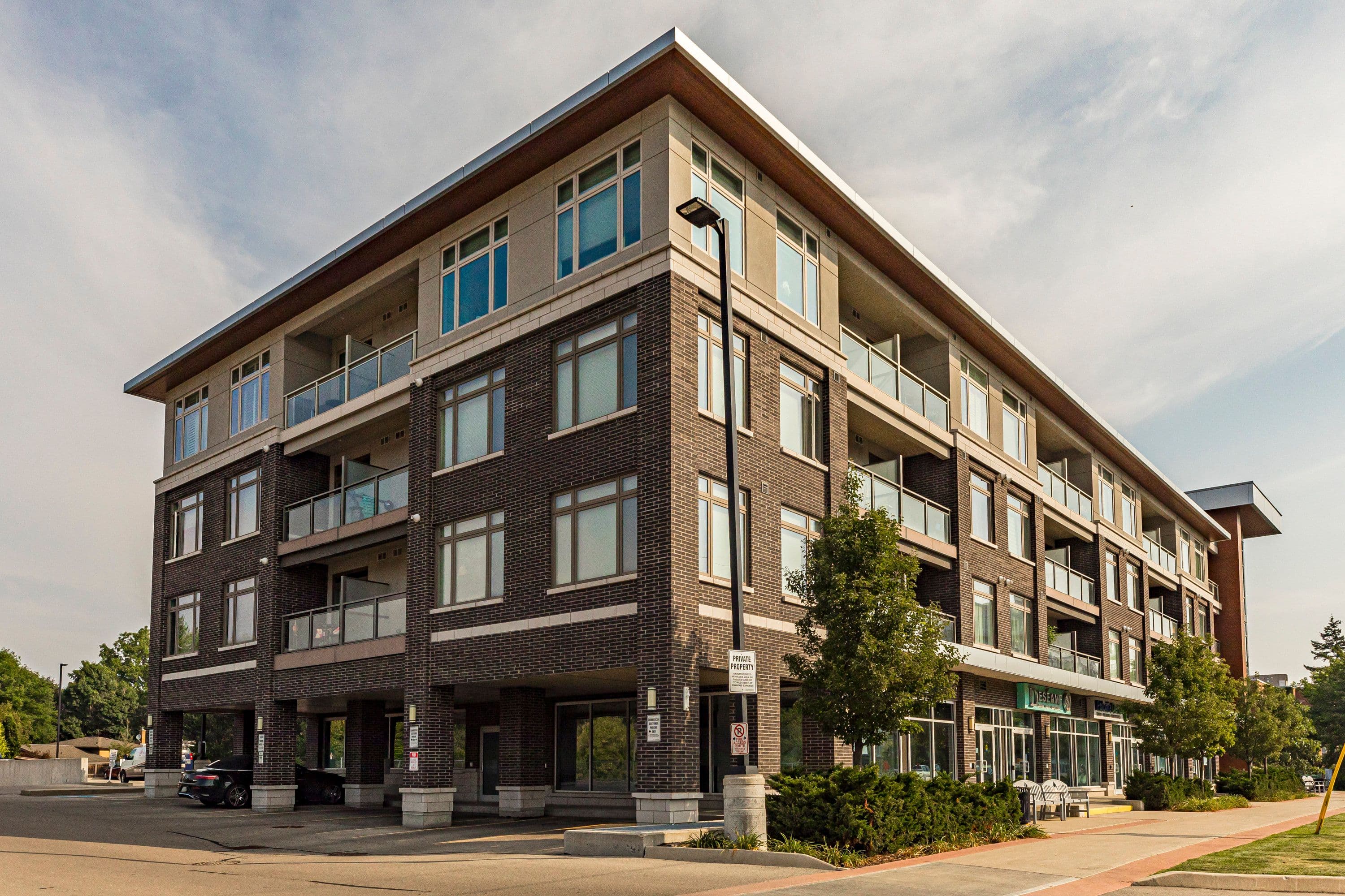 457 Plains Road E 224, Burlington, ON L7T 2E2