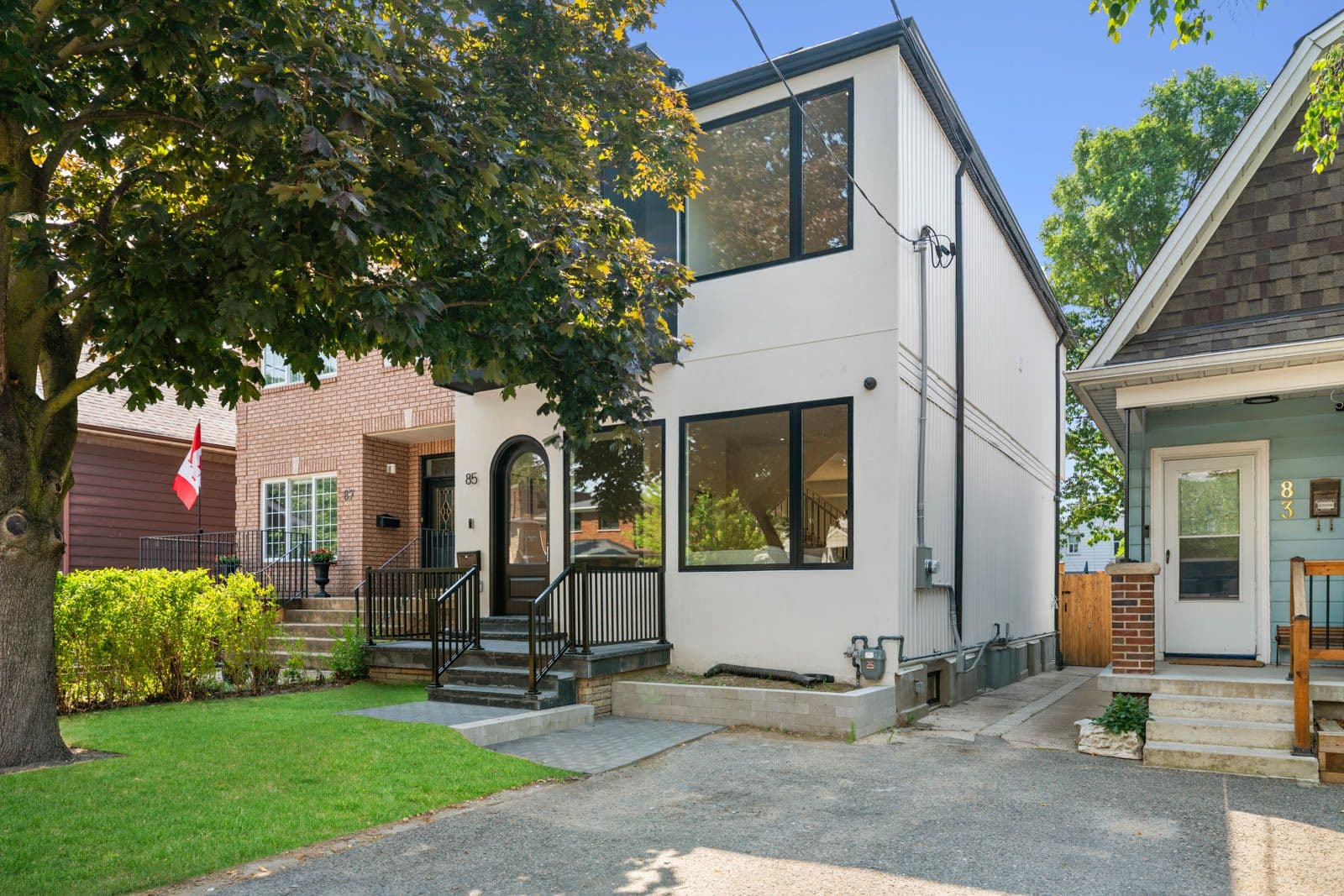 85 Holborne Avenue, Toronto E03, ON M4C 2R3