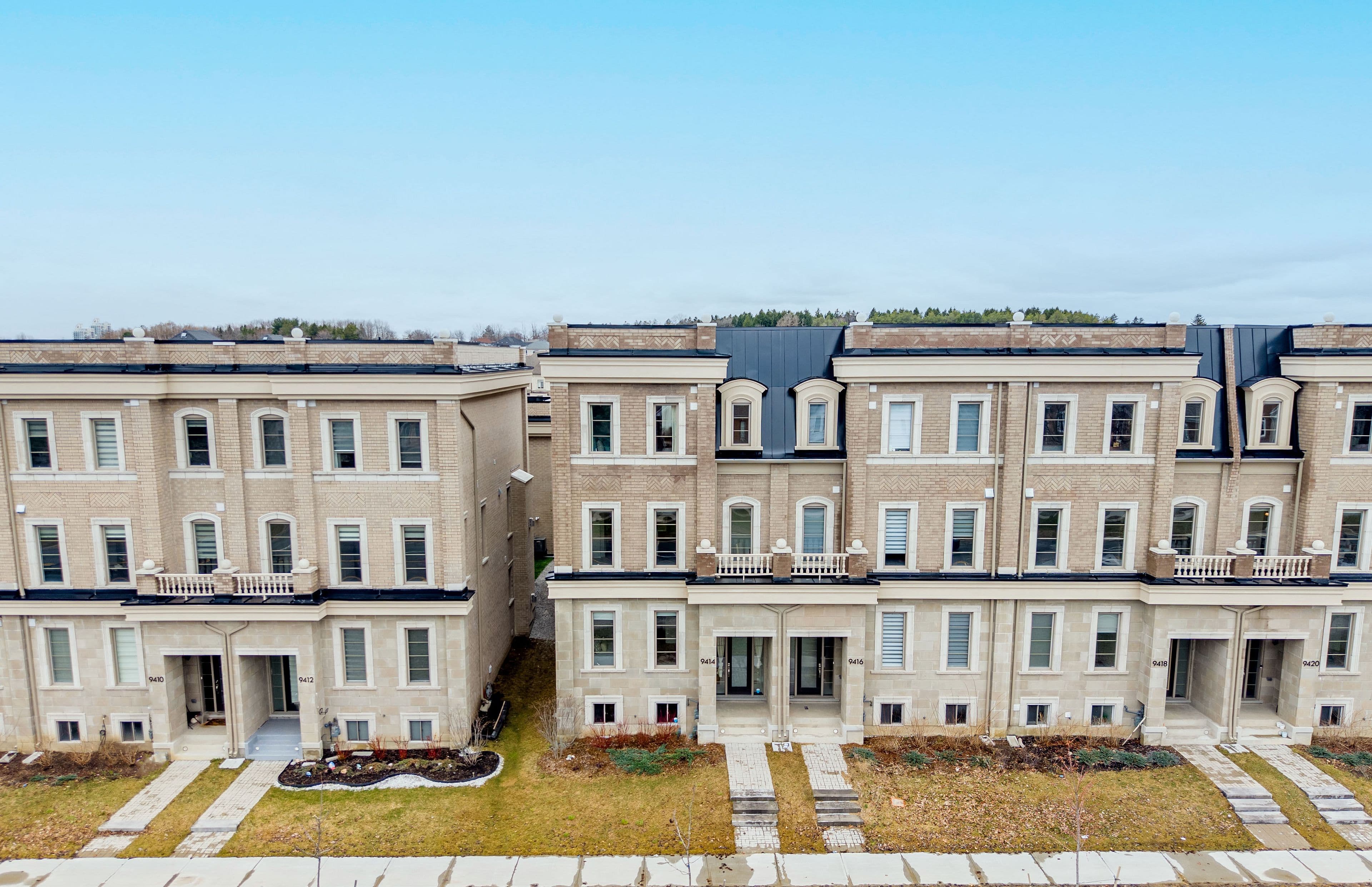 9414 Bayview Avenue, Richmond Hill, ON L4C 5G9