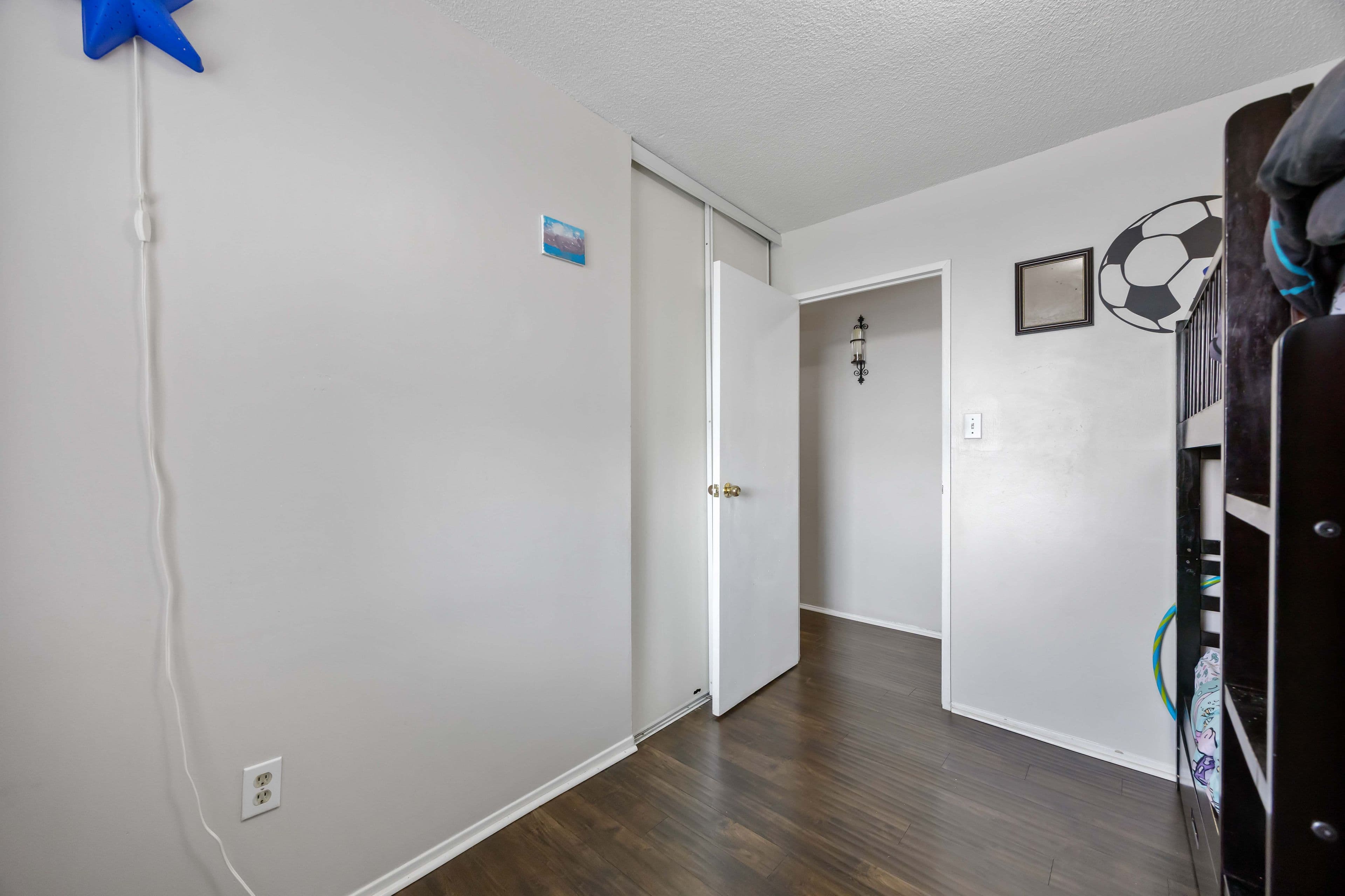 236 Albion Road 604, Toronto W10, ON M9W 6A6