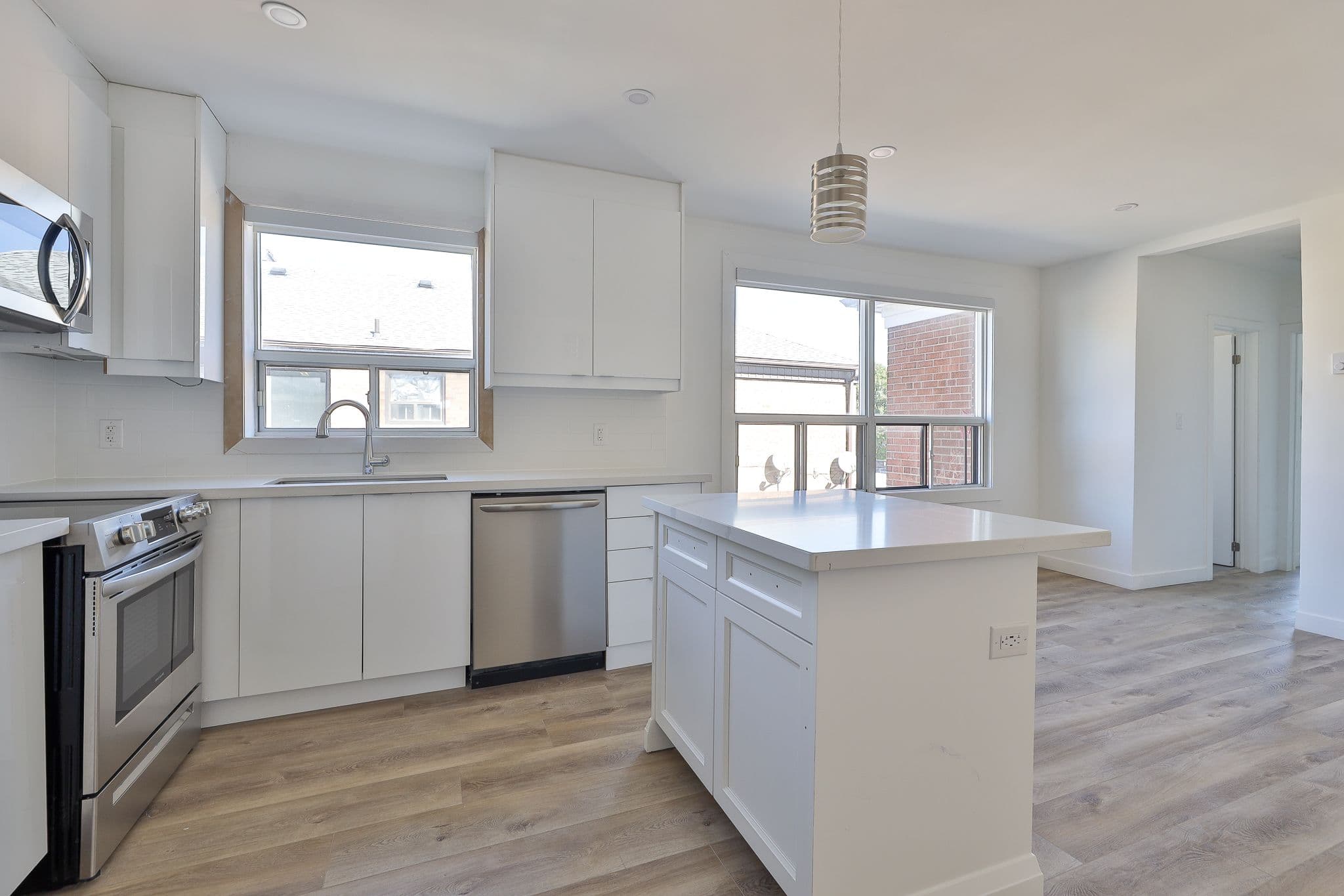 2841 Keele Street 8, Toronto W05, ON M3M 2G7