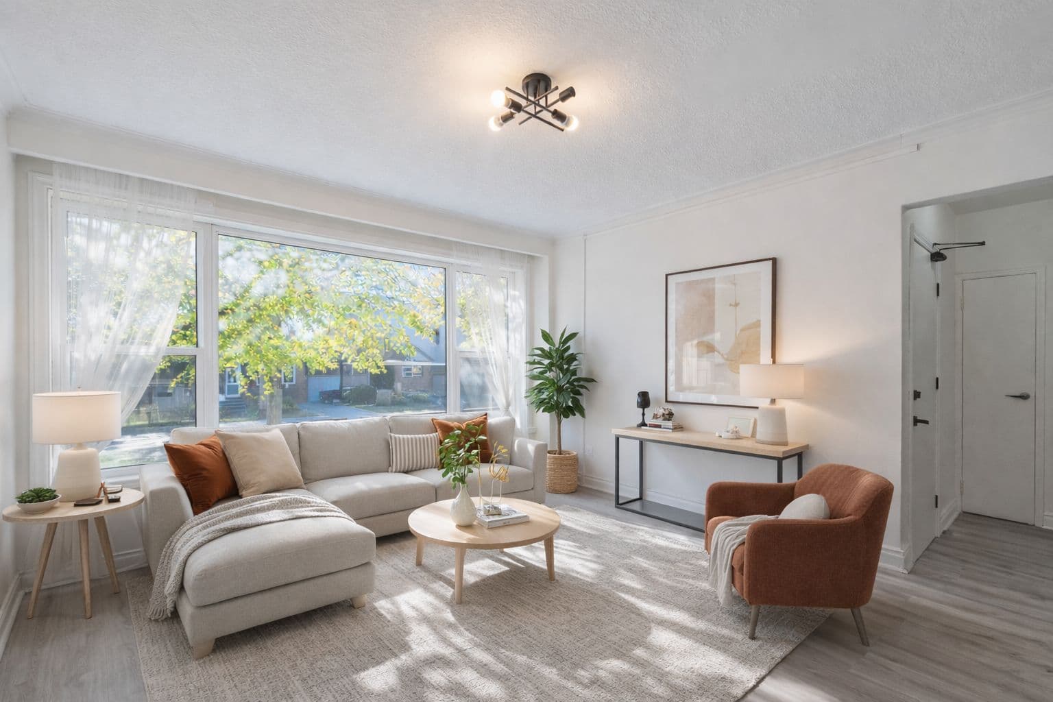 352 Hopewell Avenue 2, Toronto W04, ON M6E 2S2