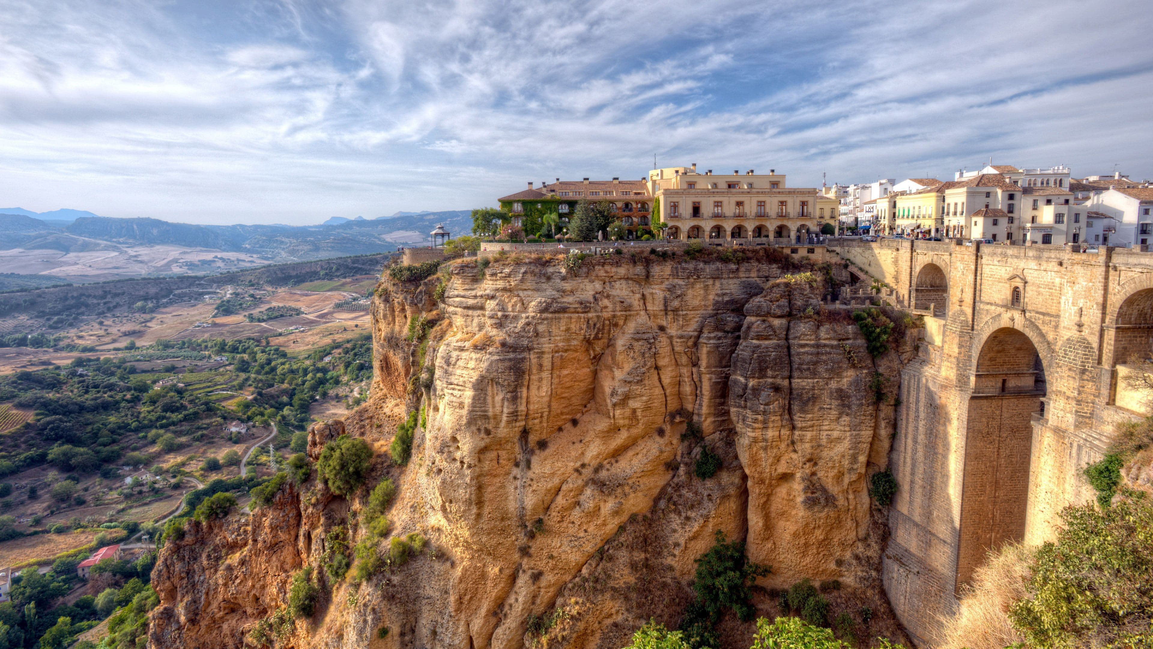 14 Farmington Main Crescent, Toronto E05, ON M1S 1G1