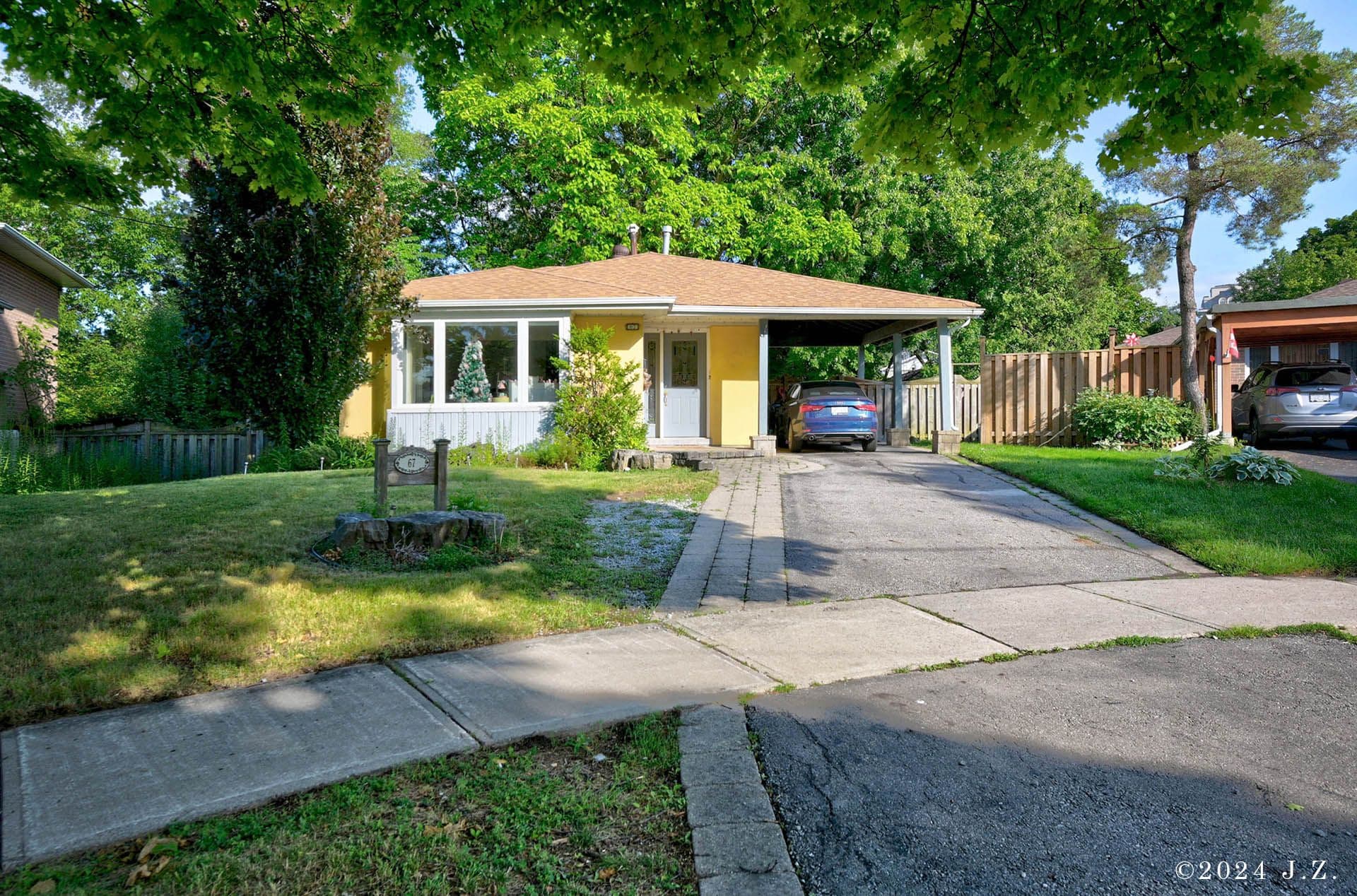 67 Grove Park Crescent, Toronto C15, ON M2J 2C7