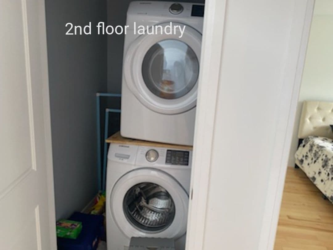 62 Sunnypoint Crescent Lower A, Toronto E08, ON M1M 1B9