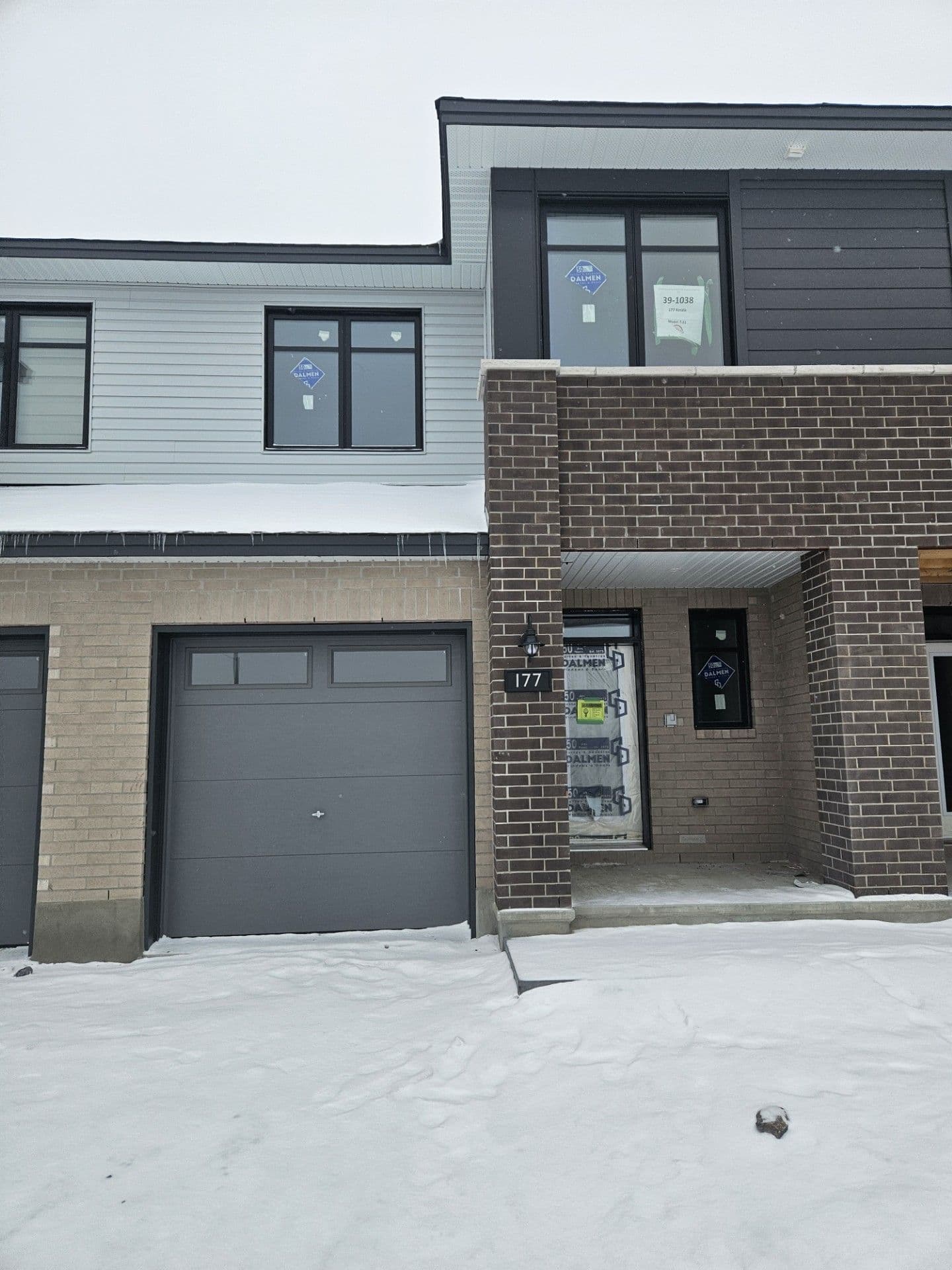 177 Kerala Place, Blossom Park - Airport and Area, ON K1T 0Z3