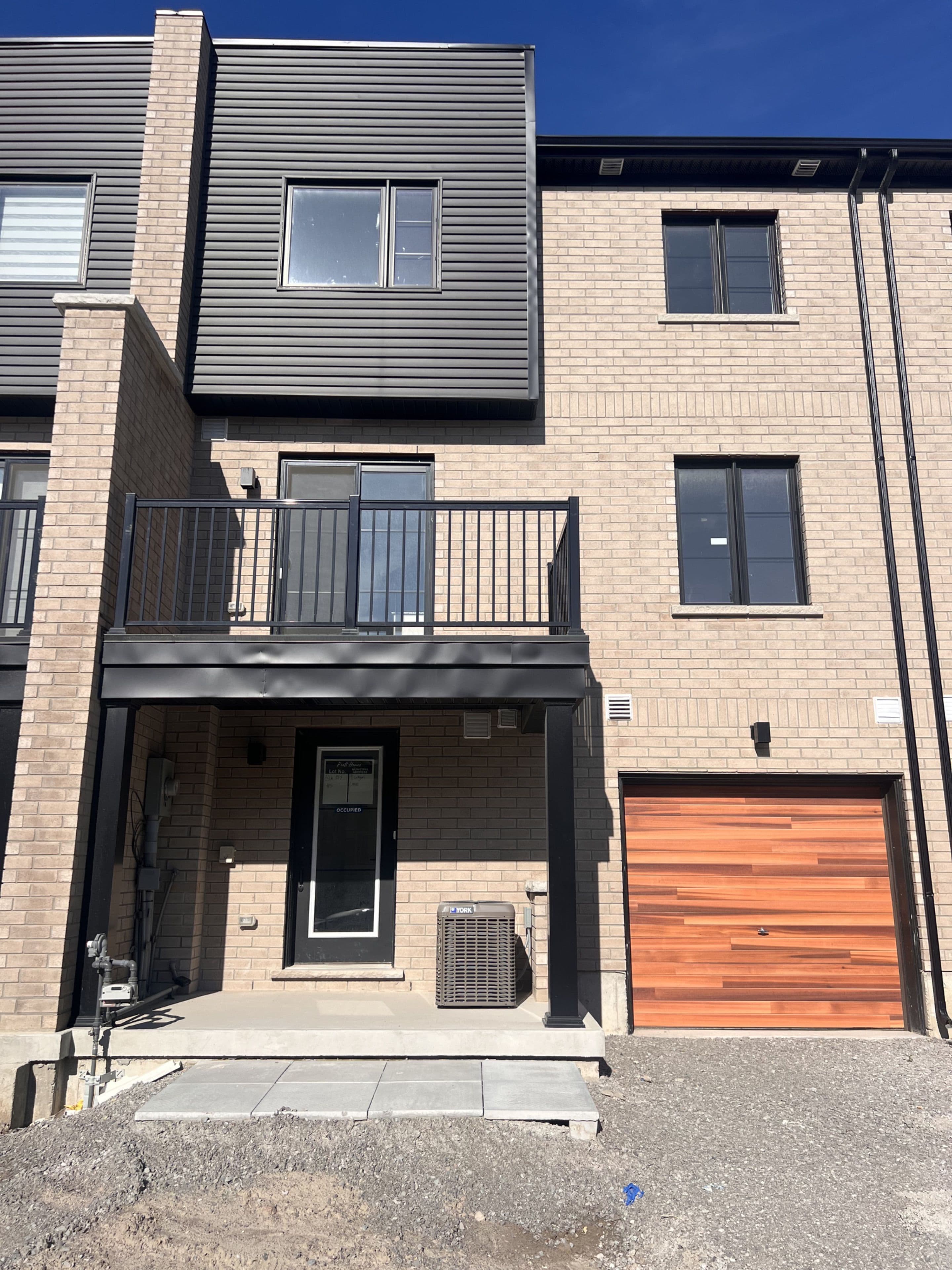 9 Wagon Lane, Barrie, ON L9J 0V4