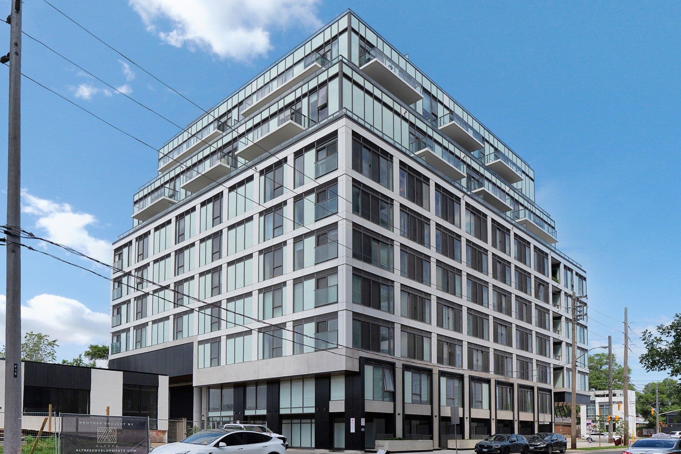 1195 The Queensway N/A 104, Toronto W08, ON M8Z 1R6