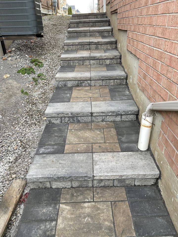 33 Styles Crescent Lower, Ajax, ON L1Z 1S4