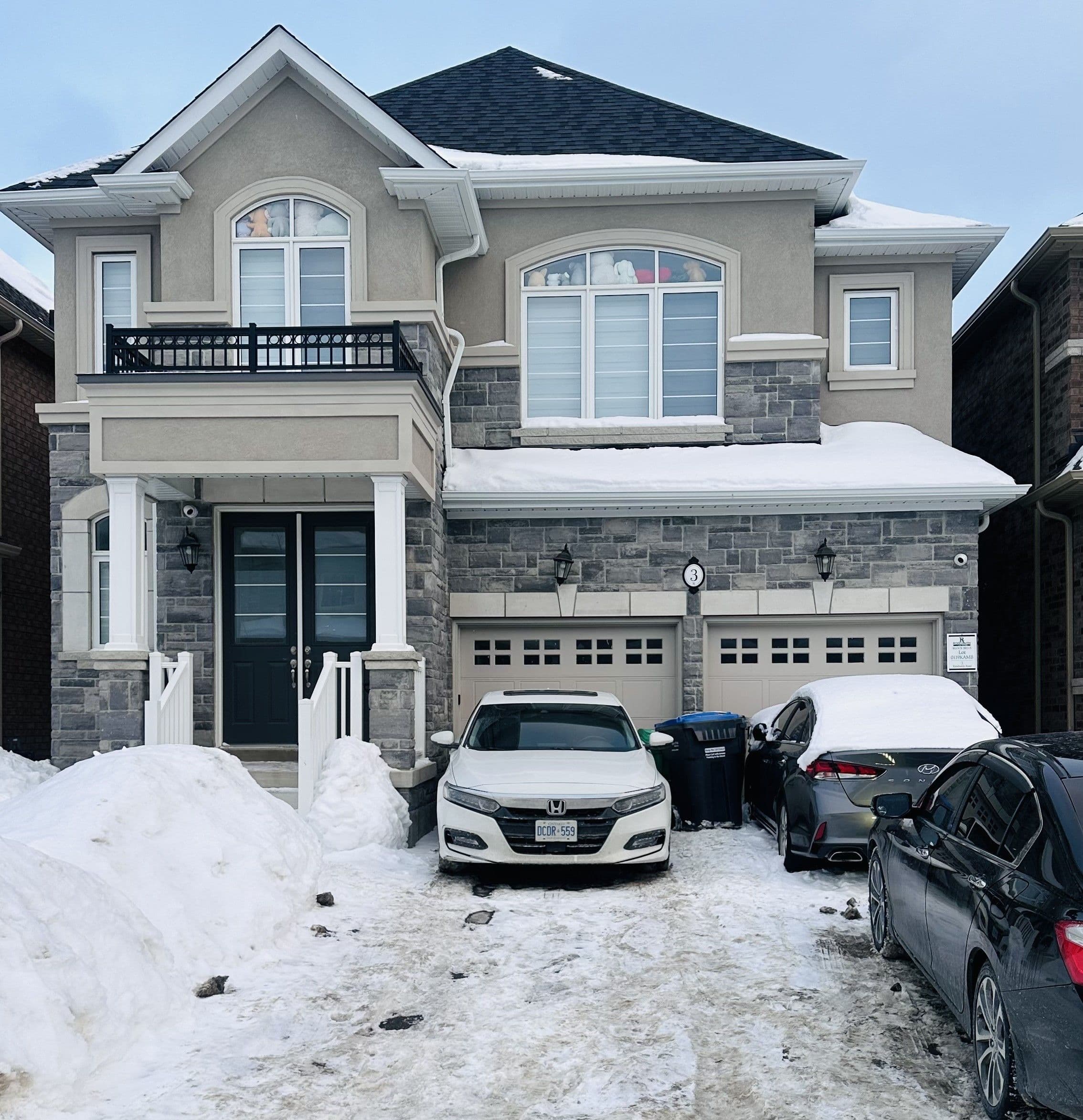 3 Kambalda Road, Brampton, ON L7A 5J3
