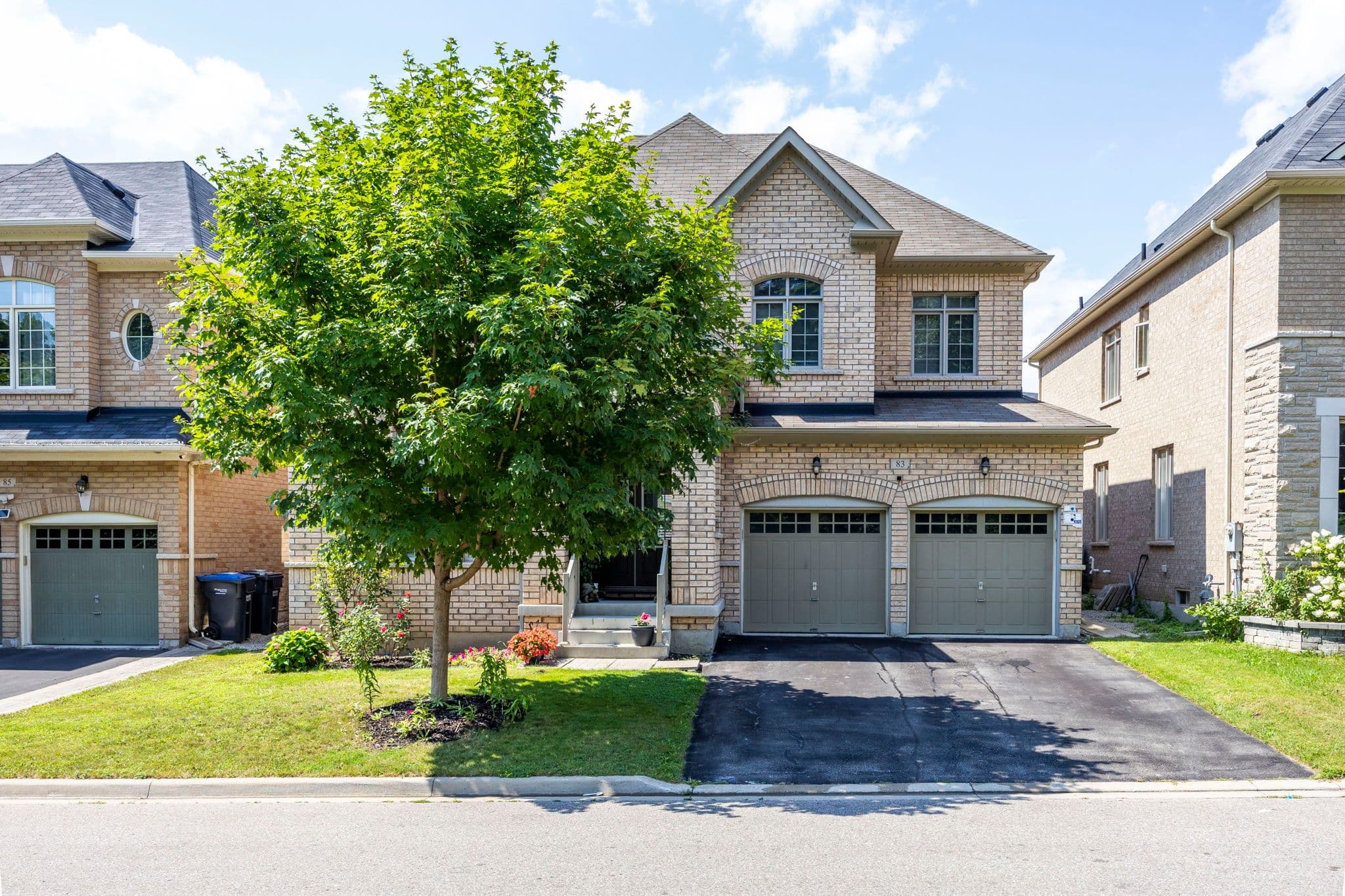 83 George Robinson Drive, Brampton, ON L6Y 0Z7