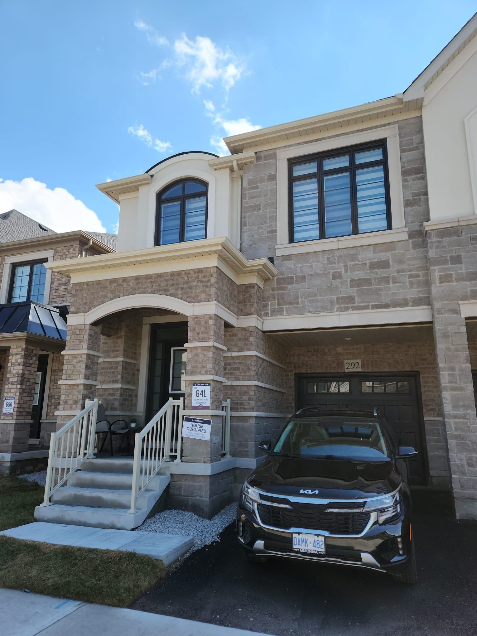 292 BERGAMOT Avenue, Milton, ON L9E 2G1