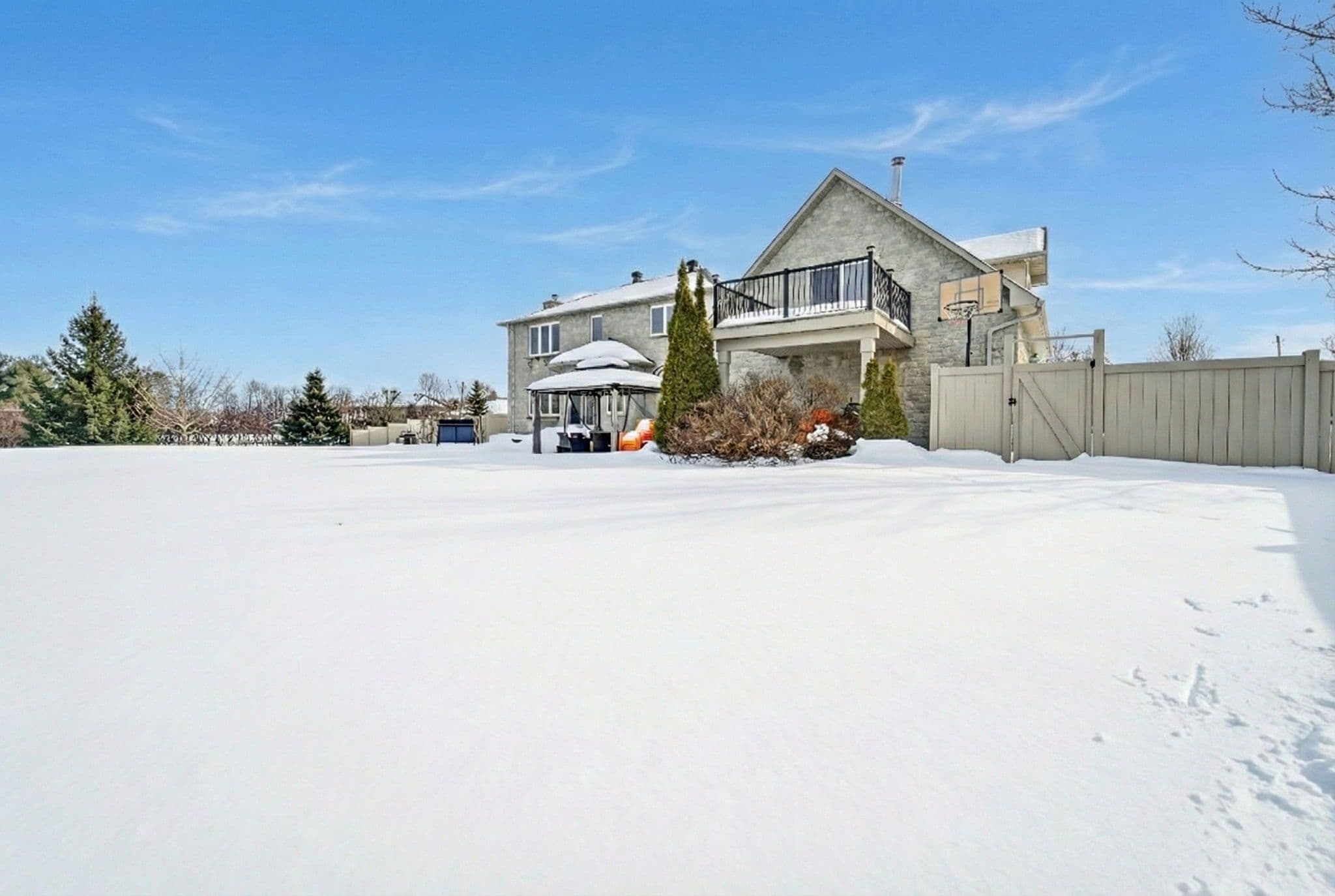 2500 LOOKOUT Drive, Orleans - Cumberland and Area, ON K4C 1S3