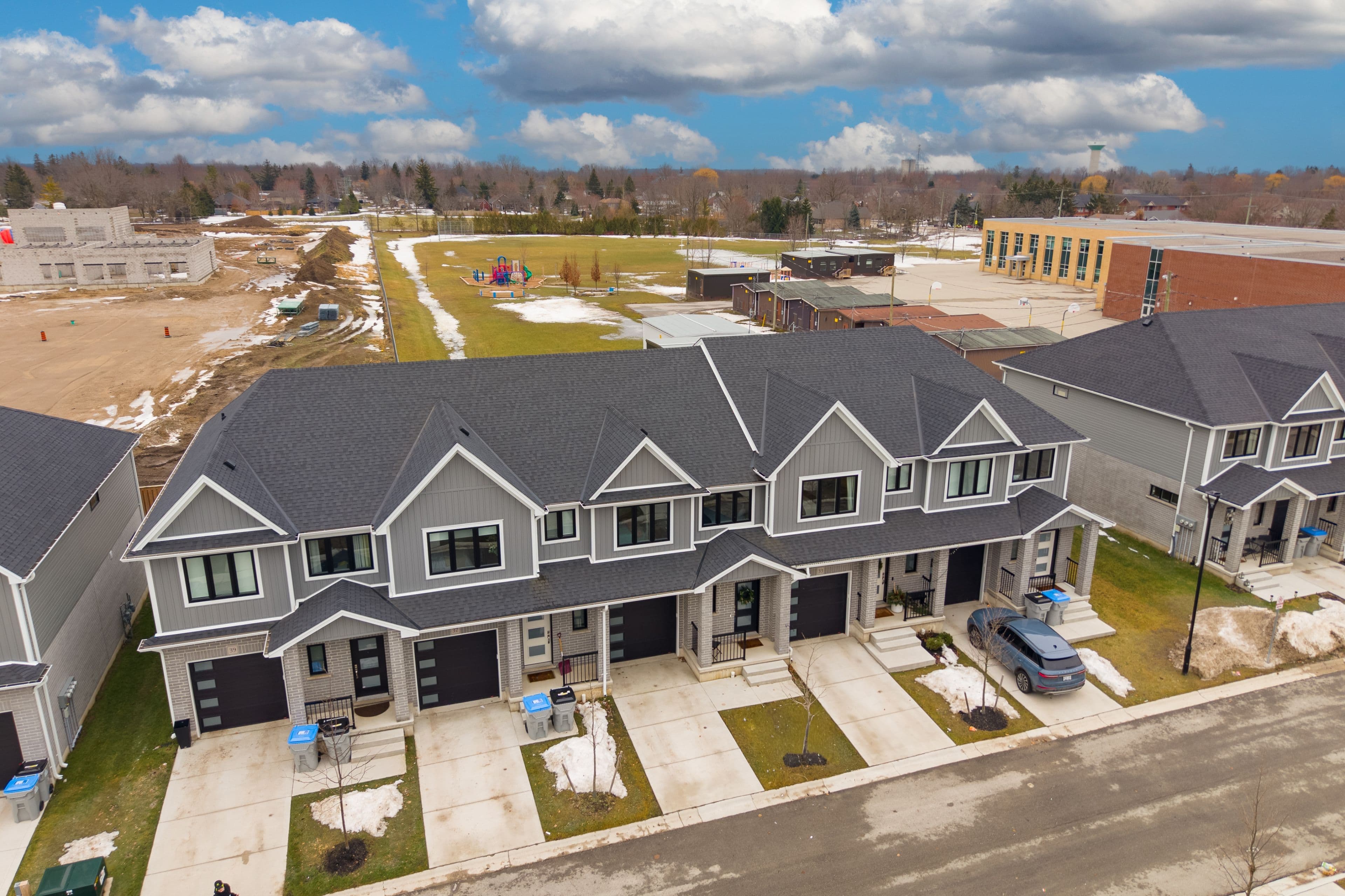 17 Nicholson Street 35, Lucan Biddulph, ON N0M 2J0