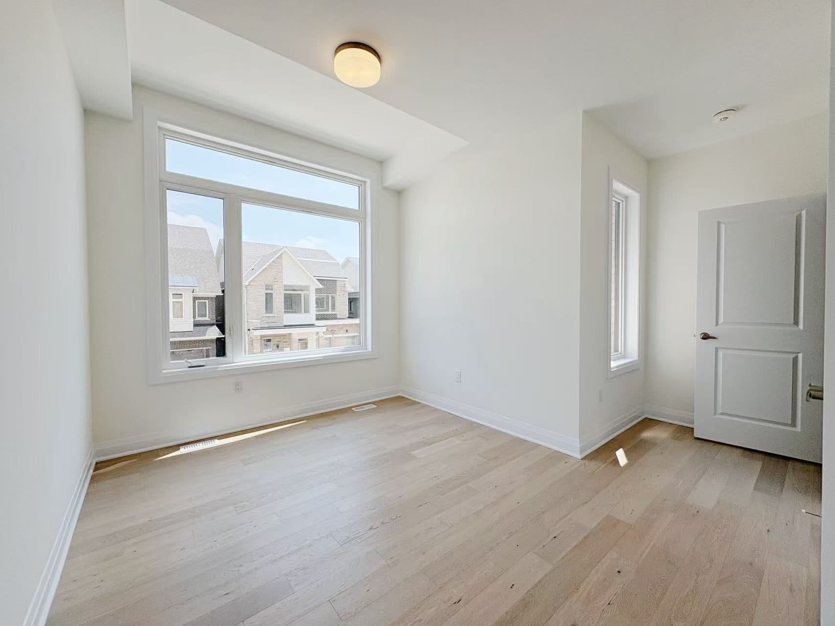 3276 Mariner Passage N/A 3rd room, Oakville, ON L6M 4K1