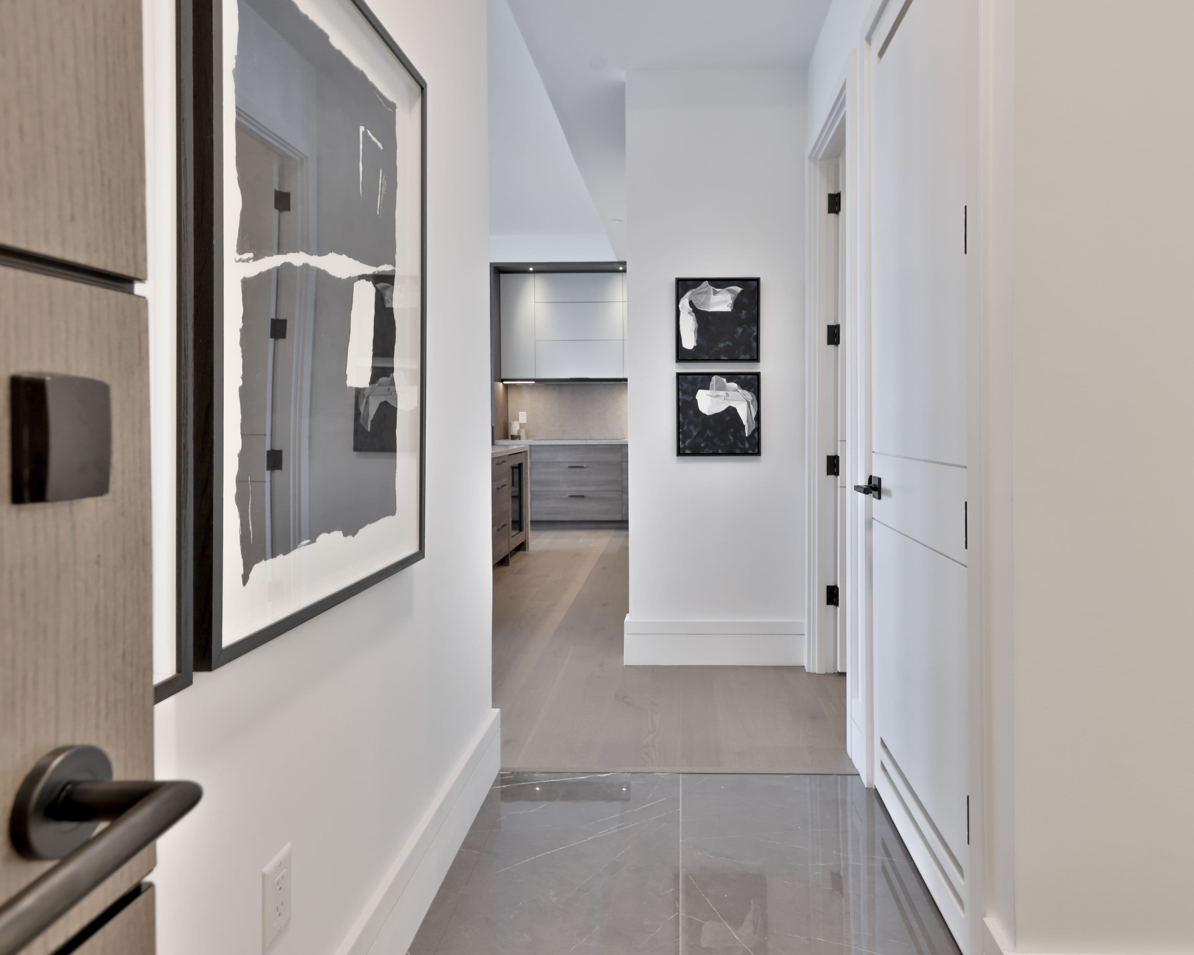 215 Lonsdale Road 1404, Toronto C03, ON M4V 1W7