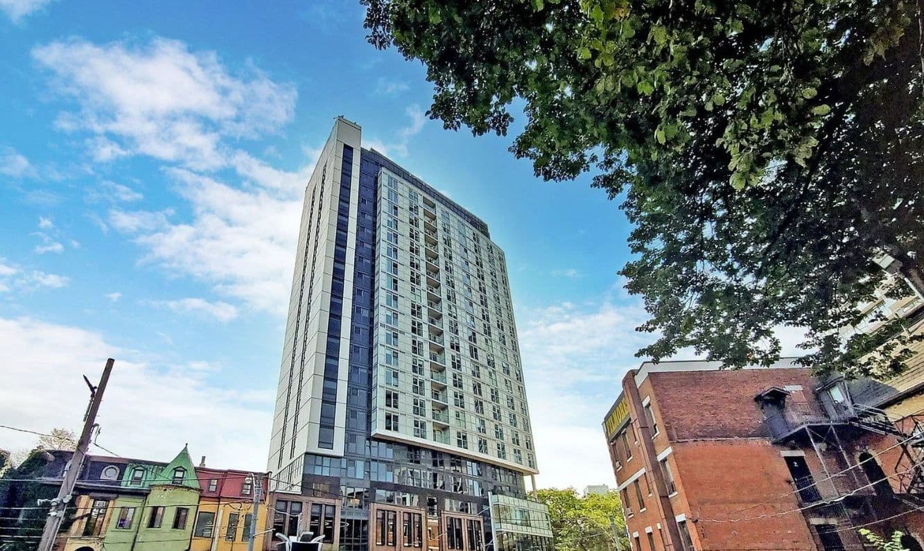 219 Dundas Street E 1701, Toronto C08, ON M5A 0V1