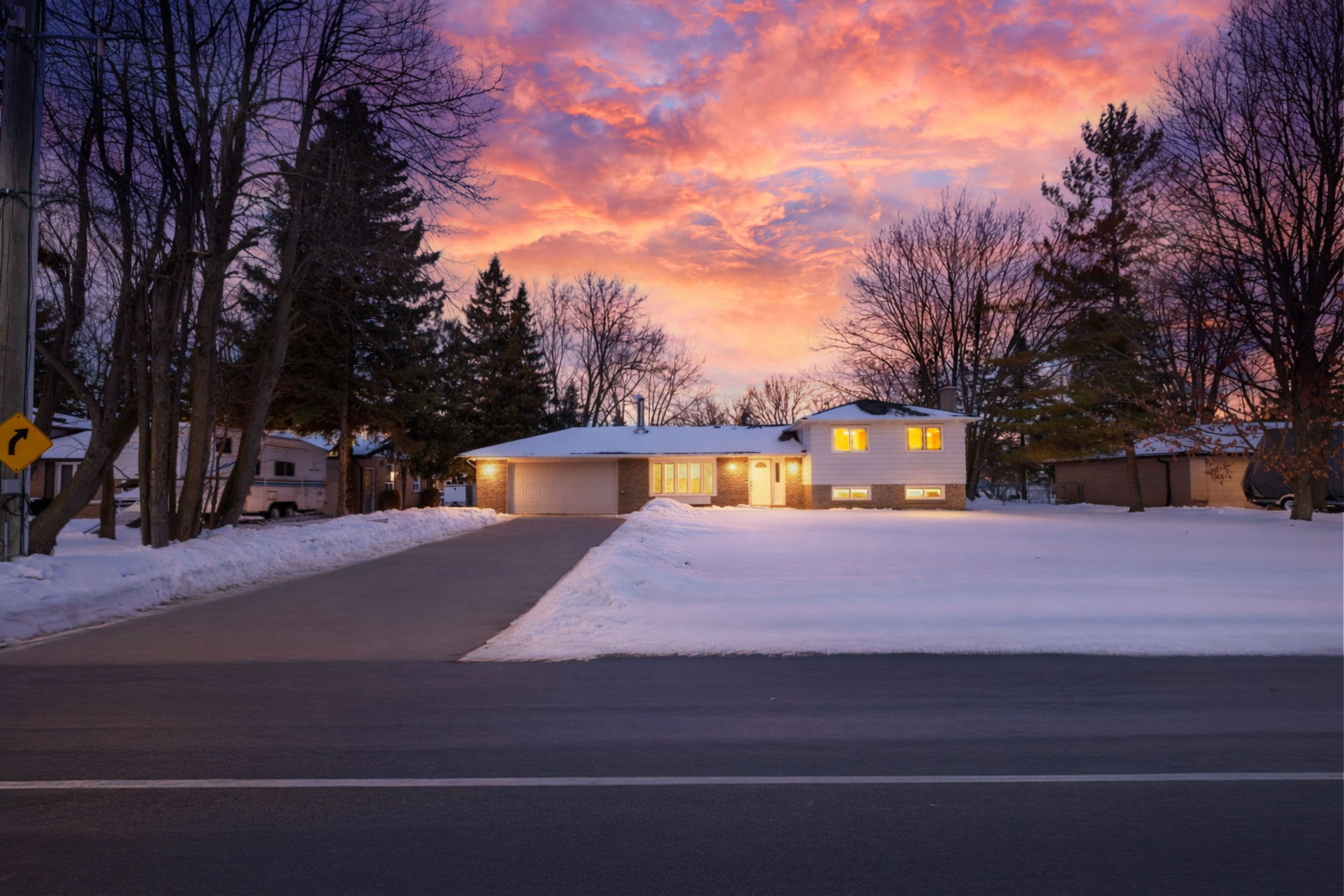 66 Lakeland Crescent, Richmond Hill, ON L4E 2Z9