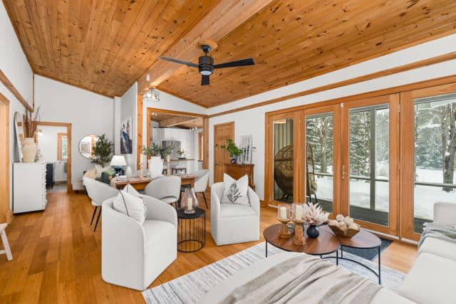 1217 Sherwood Frst Road, Bracebridge, ON P1L 1X3