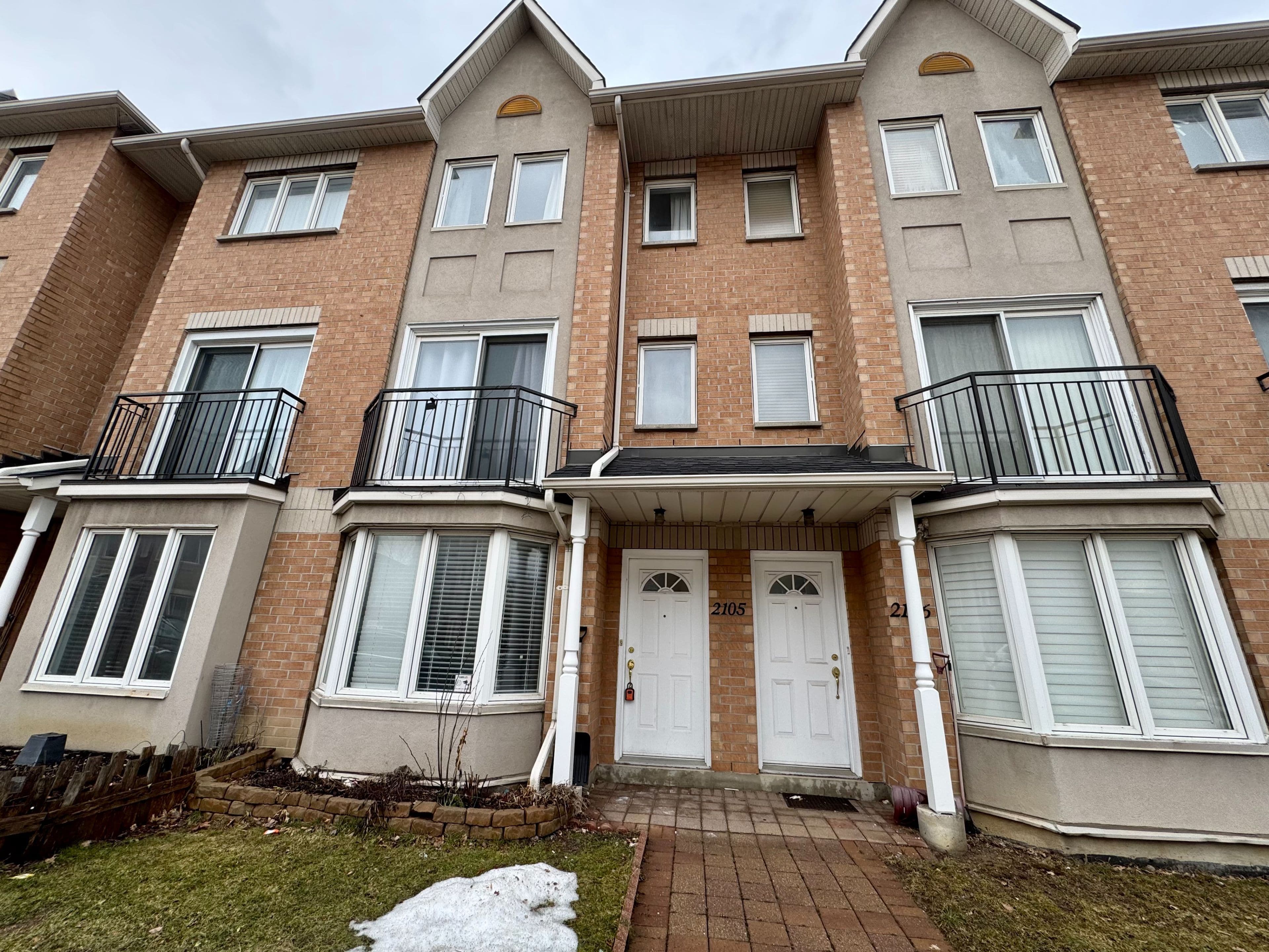 19 Rosebank Drive 2105, Toronto E11, ON M1B 5Z2