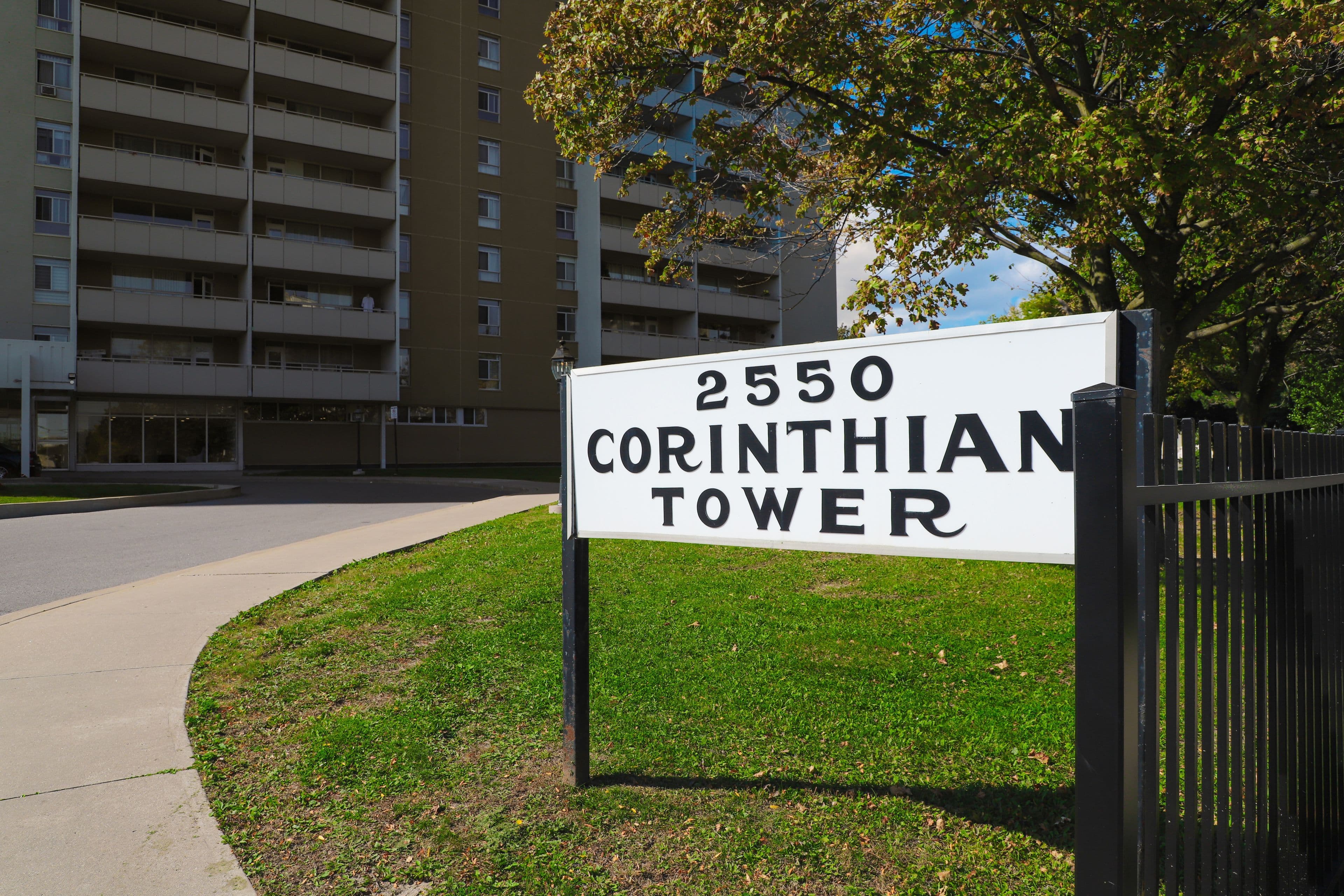 2550 Pharmacy Avenue 1206, Toronto E05, ON M1W 1H9