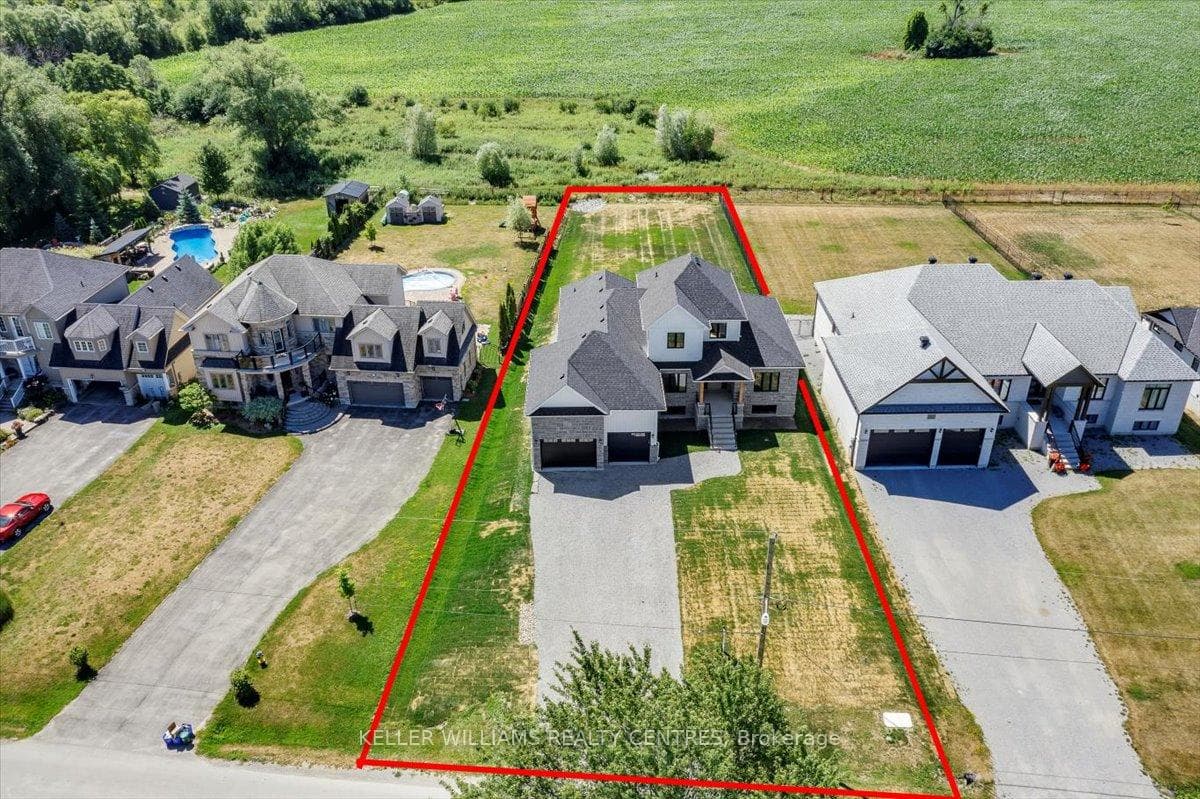 147 Lake Drive E, Georgina, ON L4P 0S7