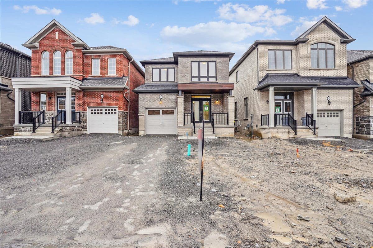 1198 Rexton Drive BSMT, Oshawa, ON L1L 0T4