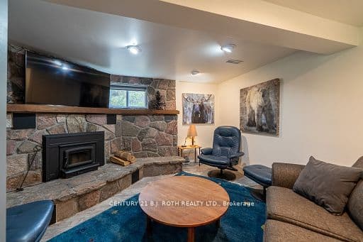 8101 Kings River Road, Ramara, ON L0K 2B0